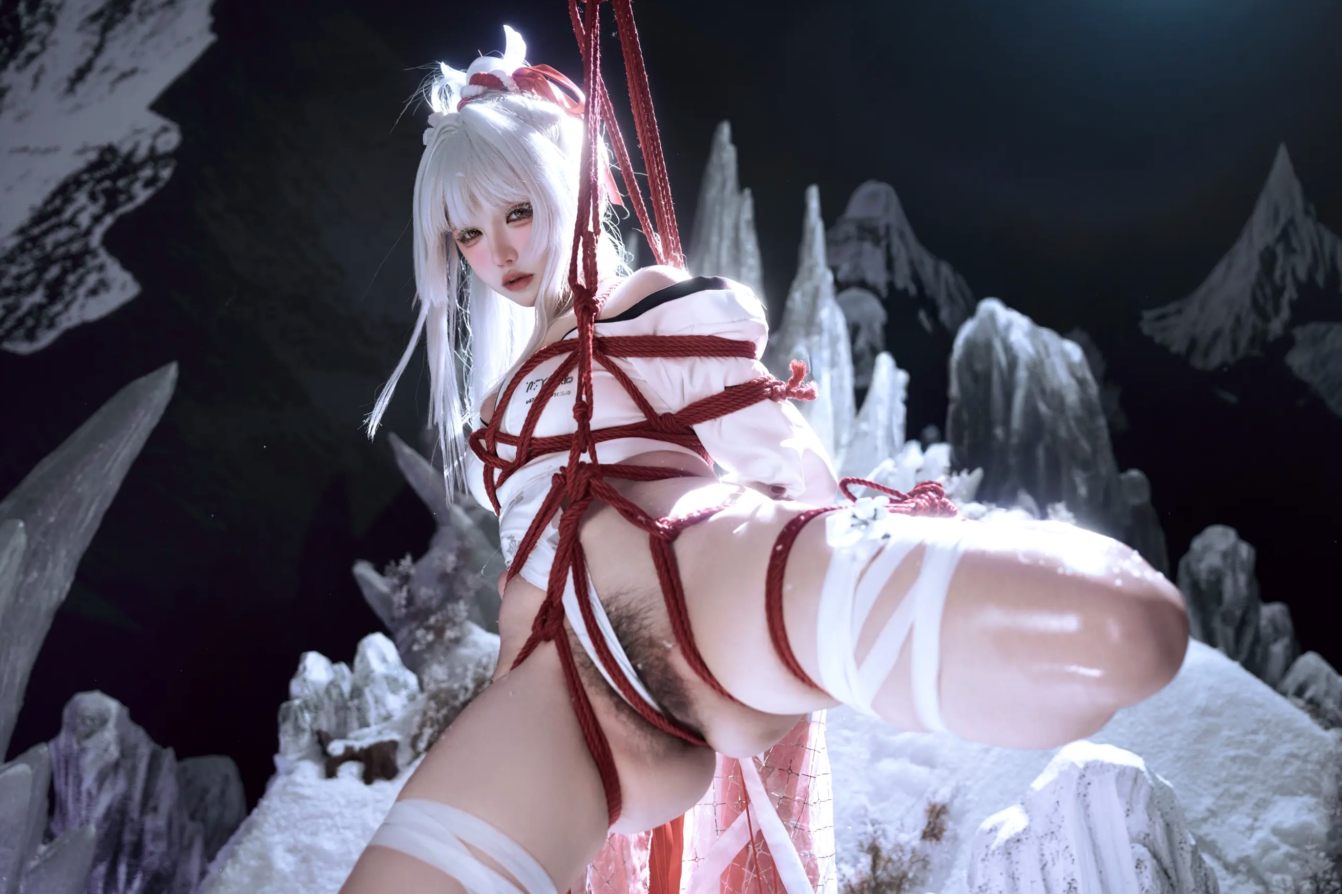 鬼马少女阿薰kaOri - 绯雪 冰雪COS大尺度私房写真 [204P]