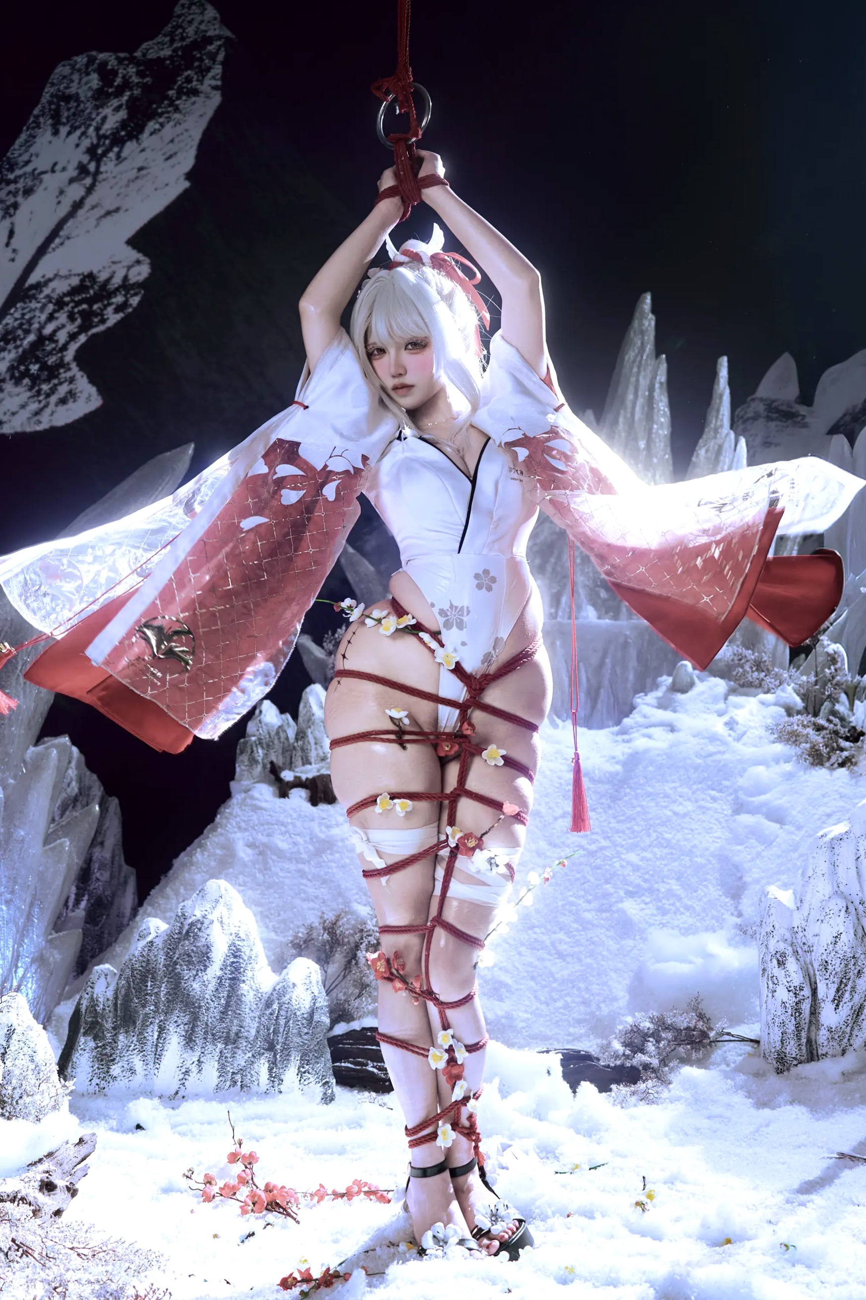 鬼马少女阿薰kaOri - 绯雪 冰雪COS大尺度私房写真 [204P]