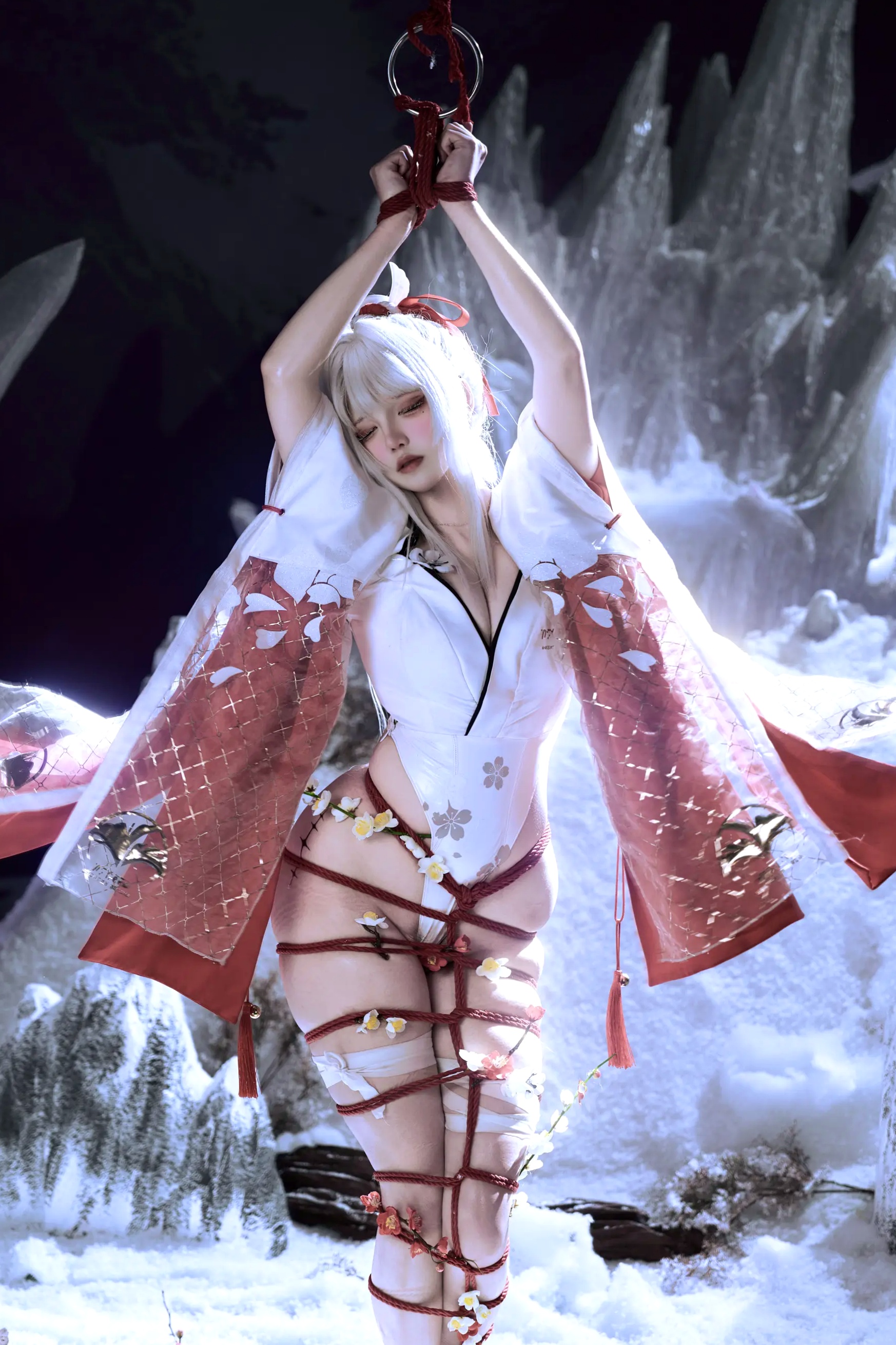 鬼马少女阿薰kaOri - 绯雪 冰雪COS大尺度私房写真 [204P]
