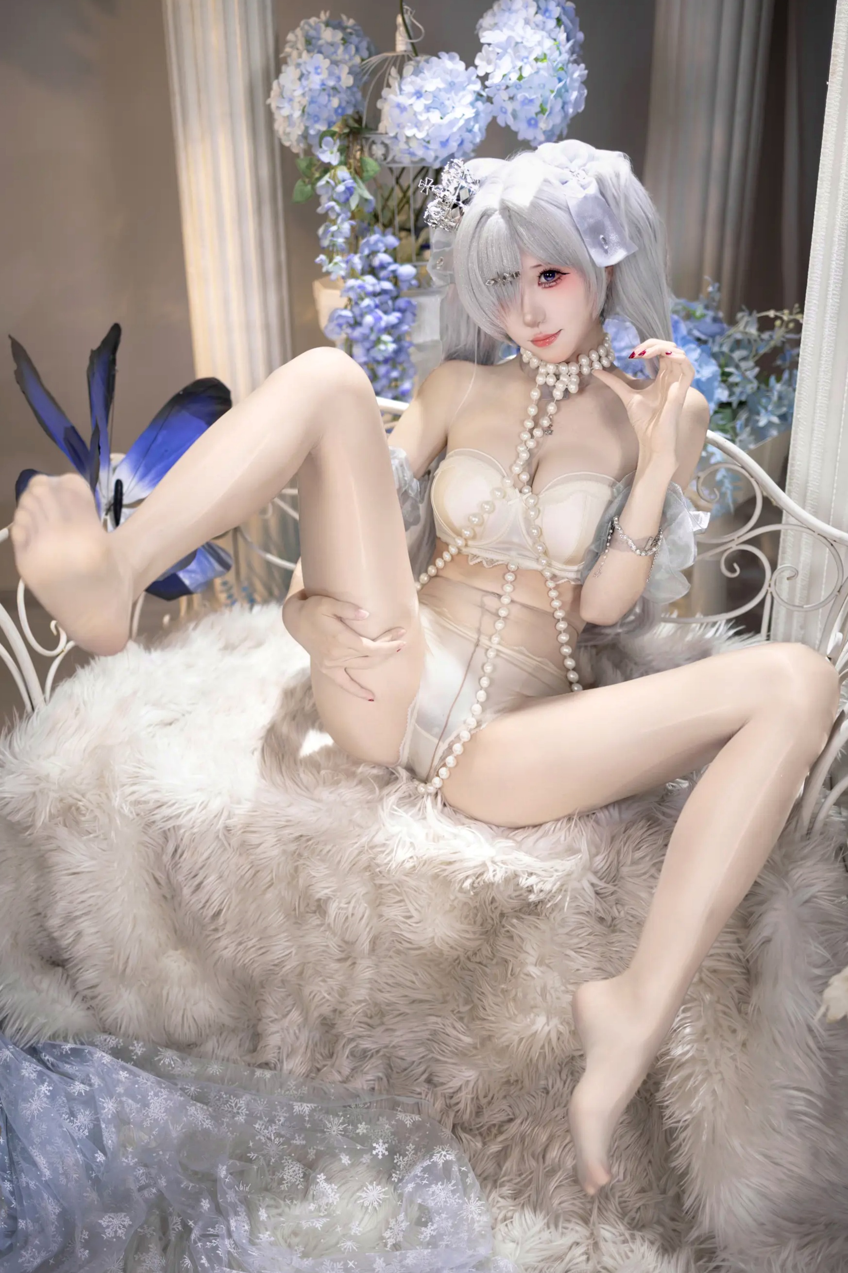 脆糕yaki - NIKKE 灰姑娘 水晶公主 角色扮演私房照 美腿丝袜诱惑 [71P]