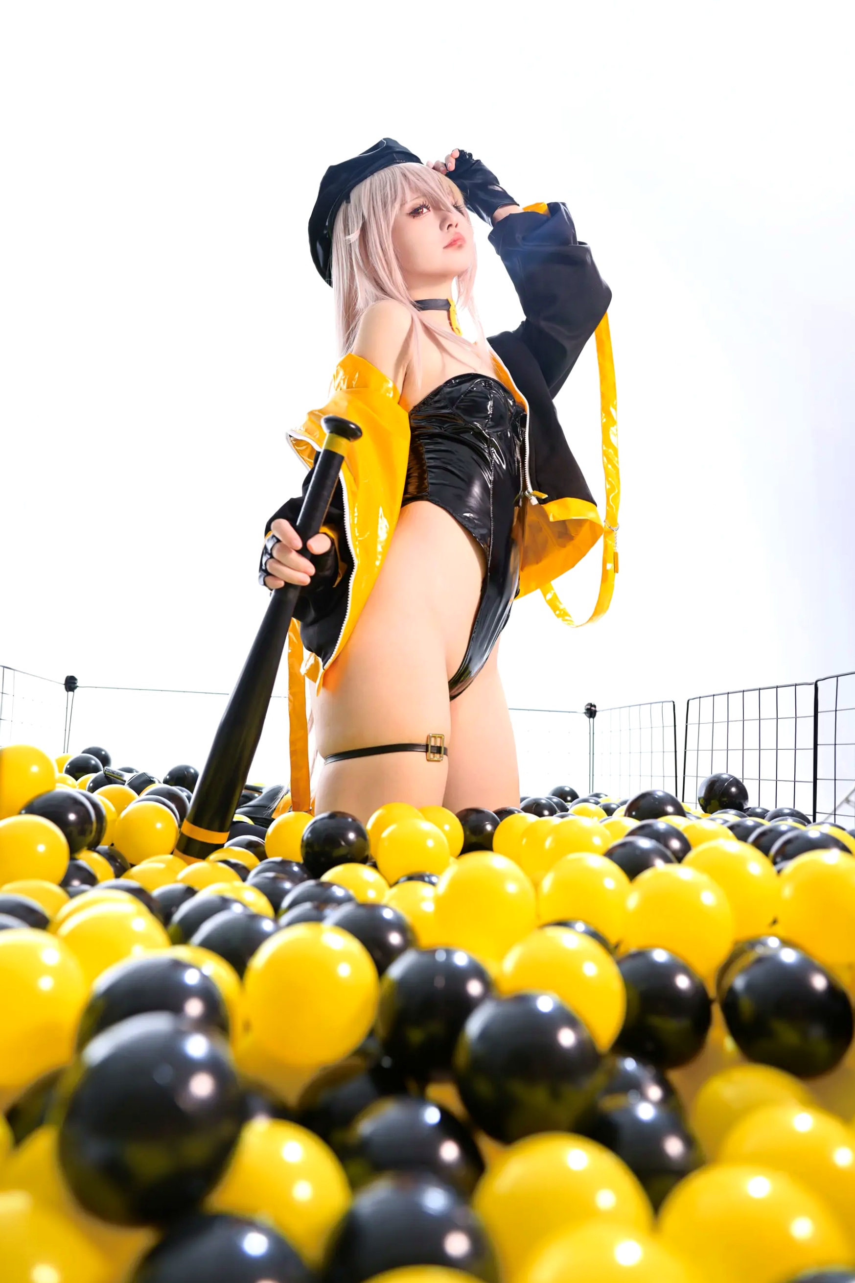 G44不会受伤 - rainbow 菜之花星 角色扮演 紧身皮衣 棒球棍诱惑写真 [30P]