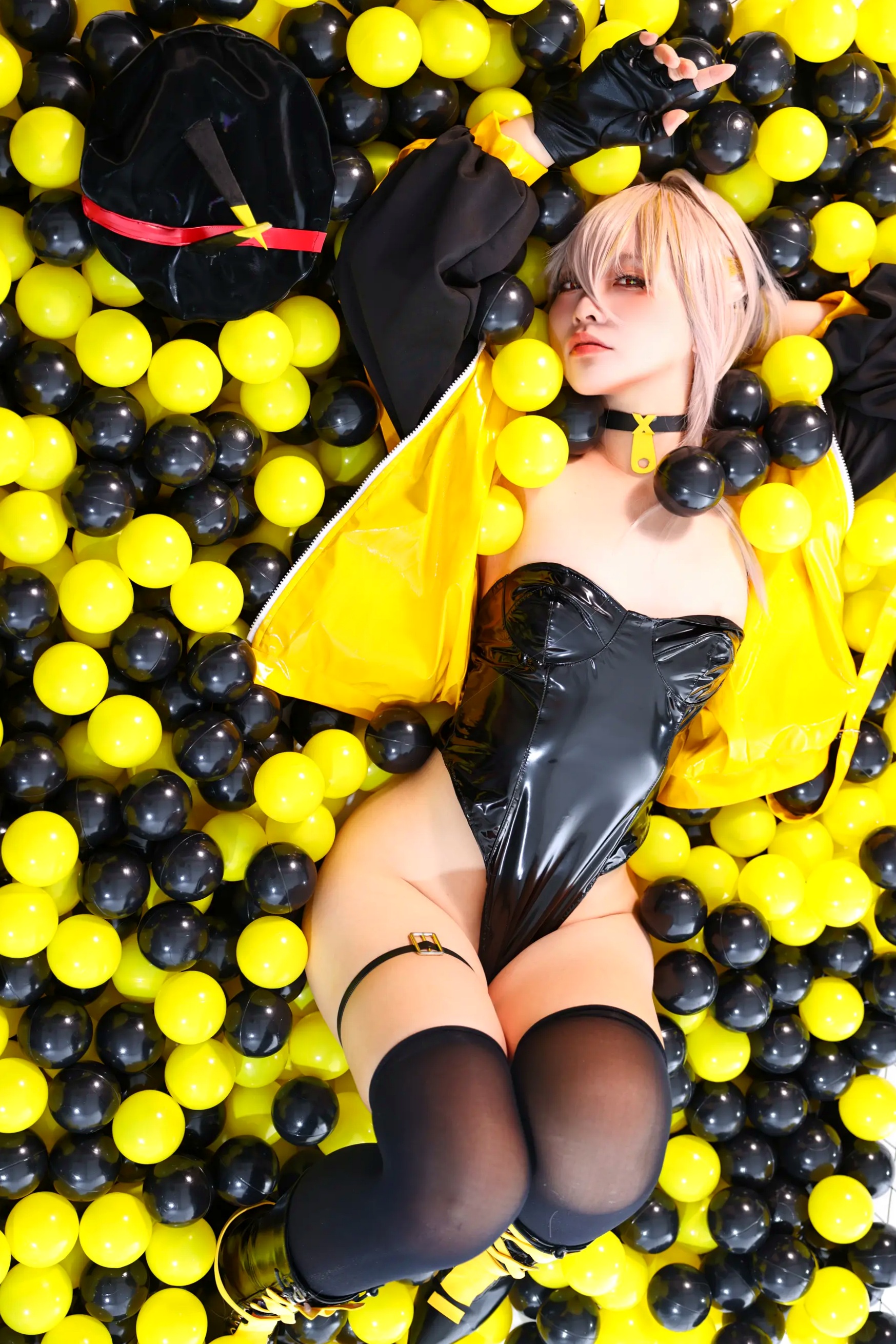 G44不会受伤 - rainbow 菜之花星 角色扮演 紧身皮衣 棒球棍诱惑写真 [30P]