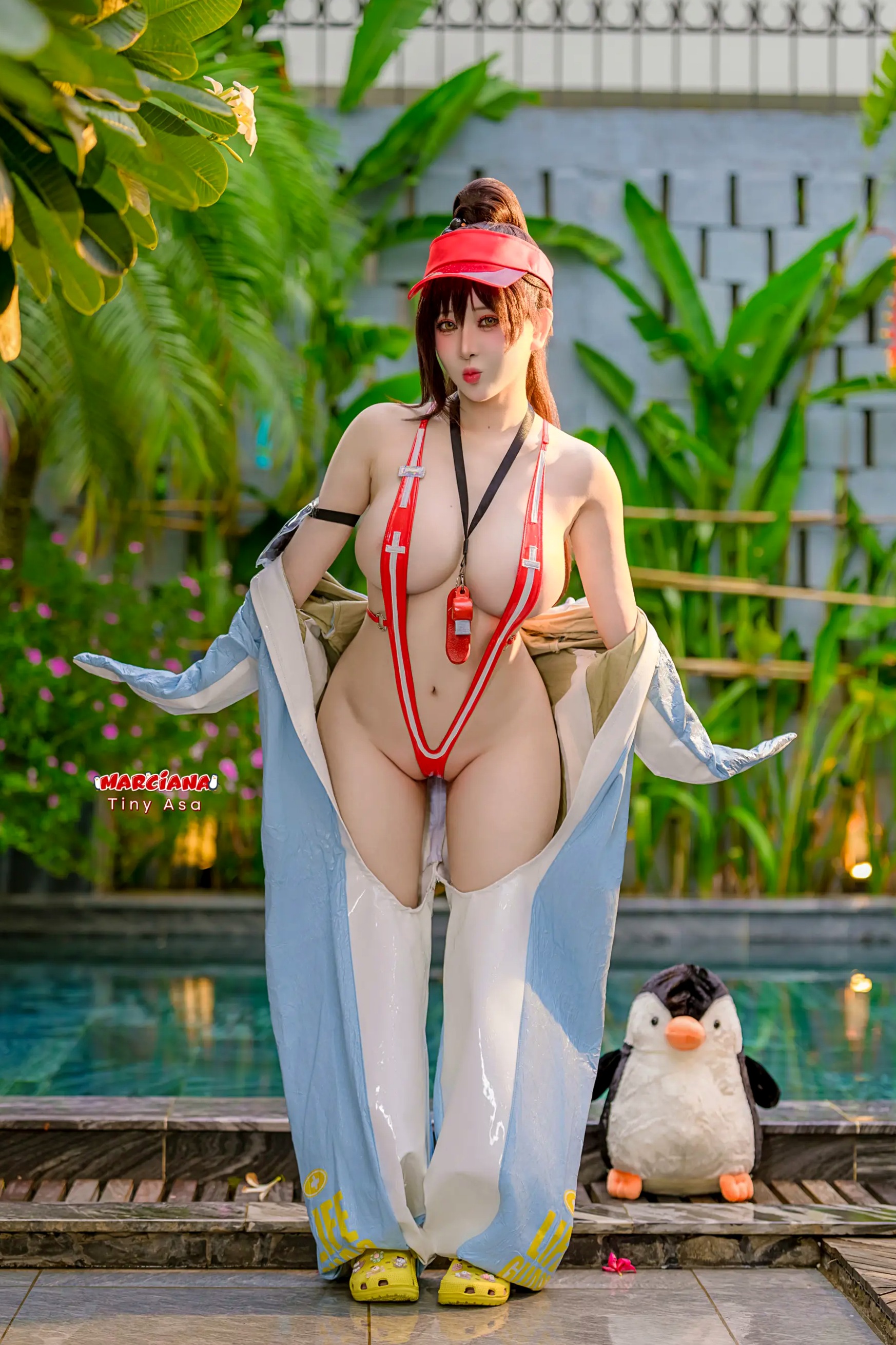 Tiny Asa - 游戏NIKKE马其纳(Marciana)泳池湿身比基尼角色扮演写真 [61P]