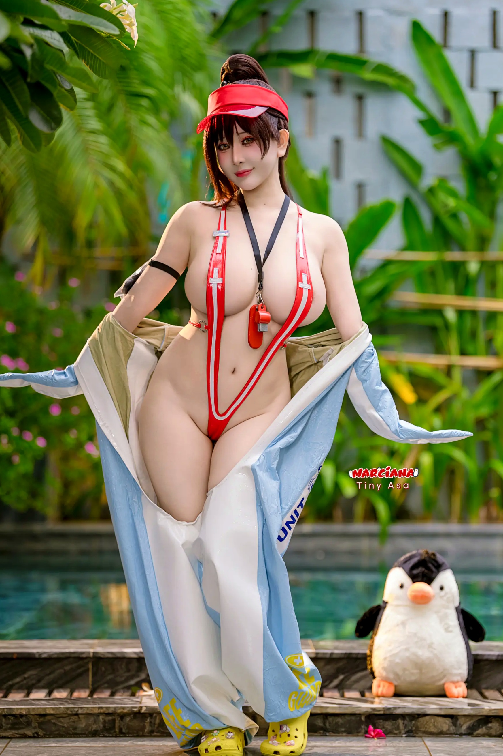 Tiny Asa - 游戏NIKKE马其纳(Marciana)泳池湿身比基尼角色扮演写真 [61P]