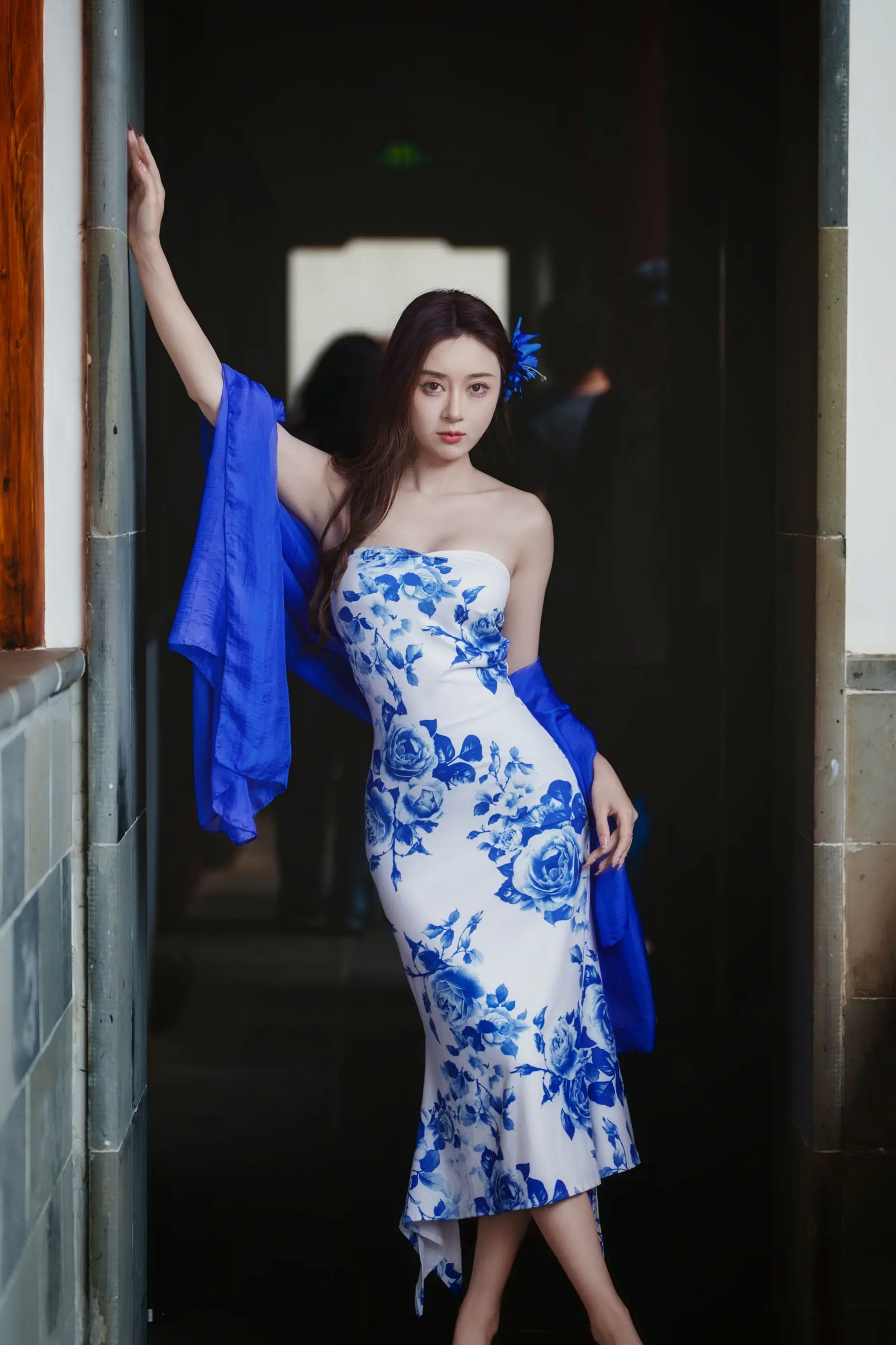 [YITUYU] 2026.05.05 青花瓷 邓邓 古典旗袍美女曼妙身姿写真 [19P]