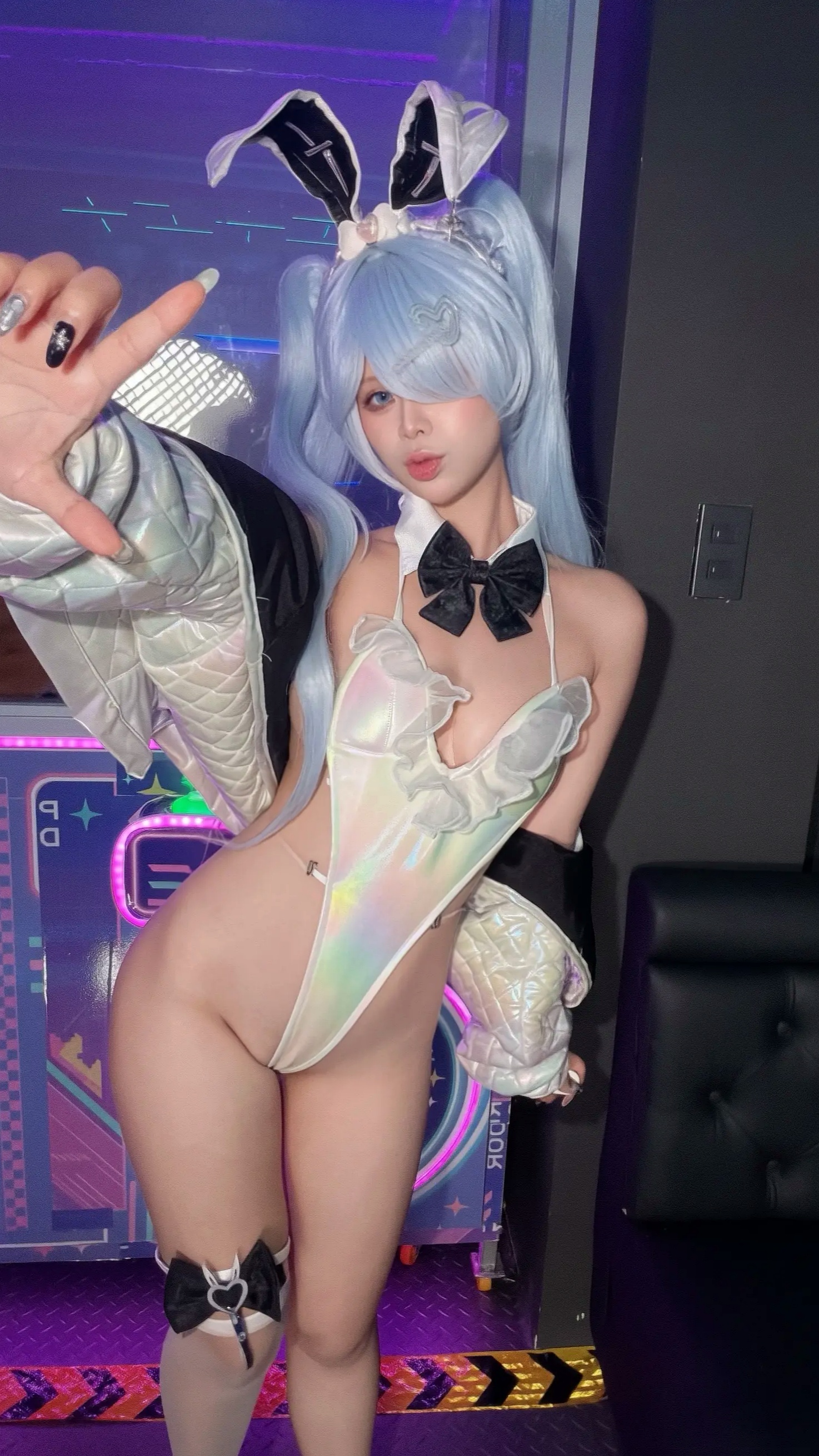 Pyon - NIKKE 灰姑娘 兔女郎角色扮演大尺度私房照 [101P]
