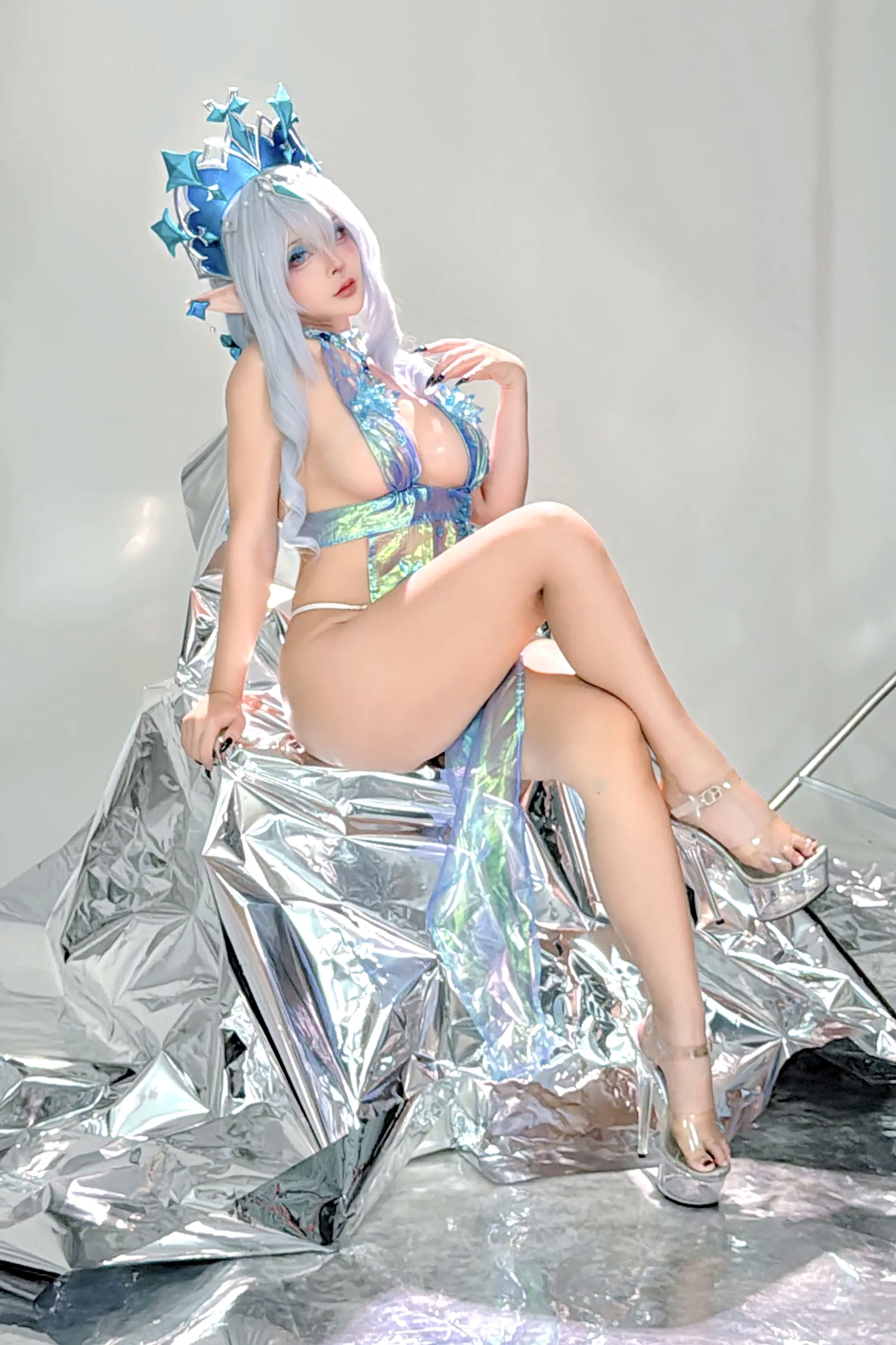 Sayo Momo - Tsaritsa 氷の女皇 原神角色扮演 冰之女皇大尺度私房诱惑