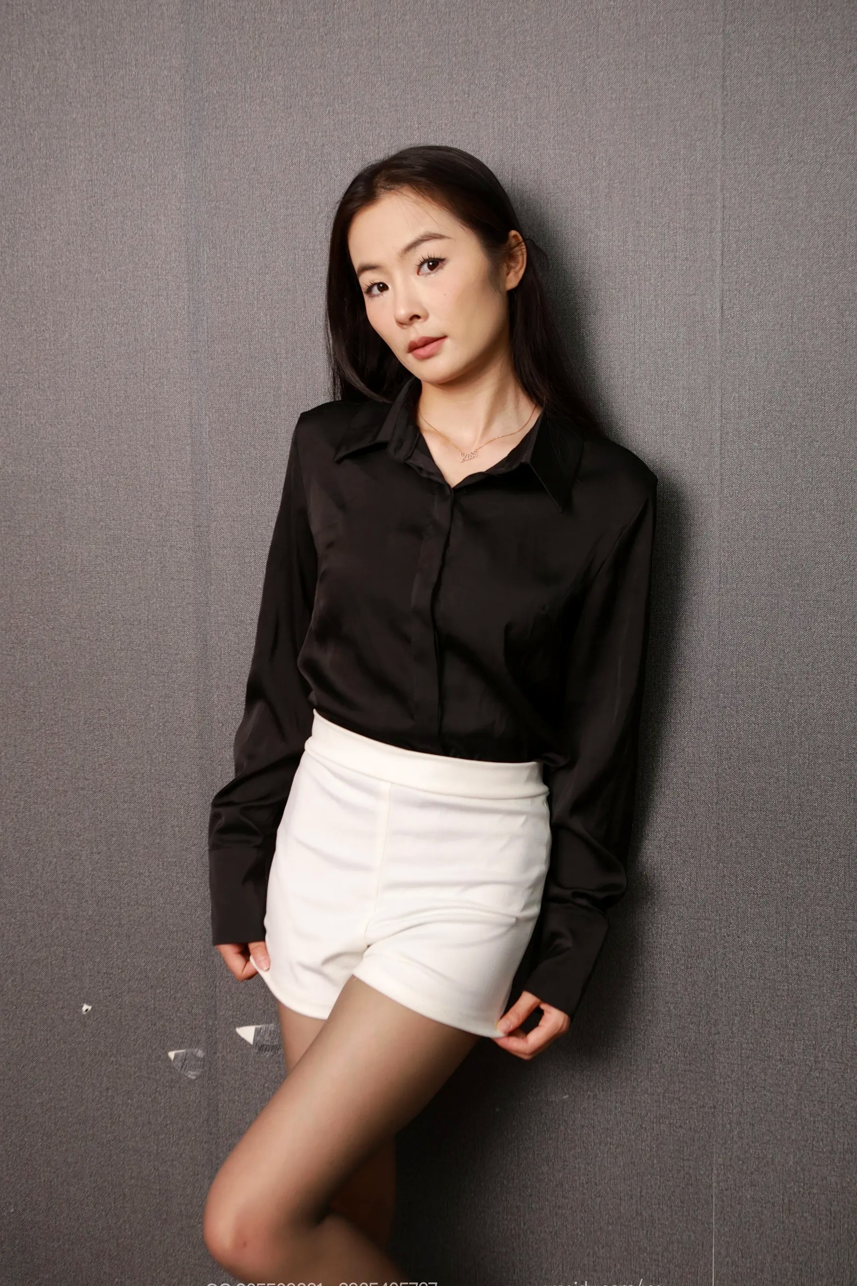 IESS异思趣向 小金《黑丝秘书》办公室OL职场制服黑丝美腿高跟鞋诱惑套图[90P]