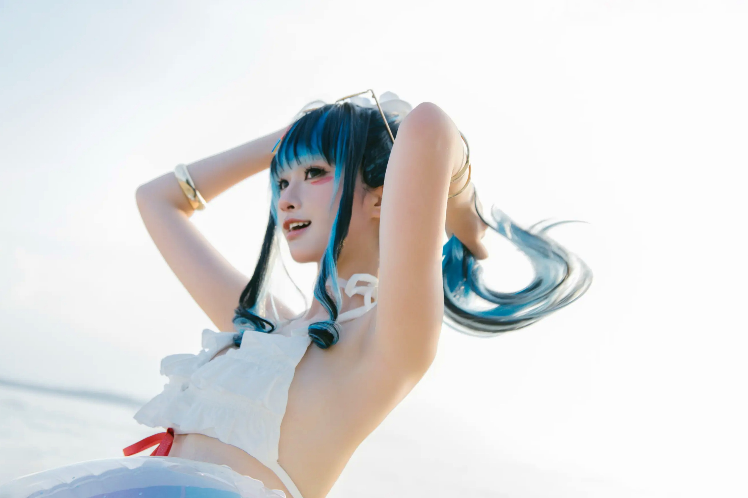 Shiina - 特拉洛克 一破 [32P] 户外沙滩比基尼COS写真