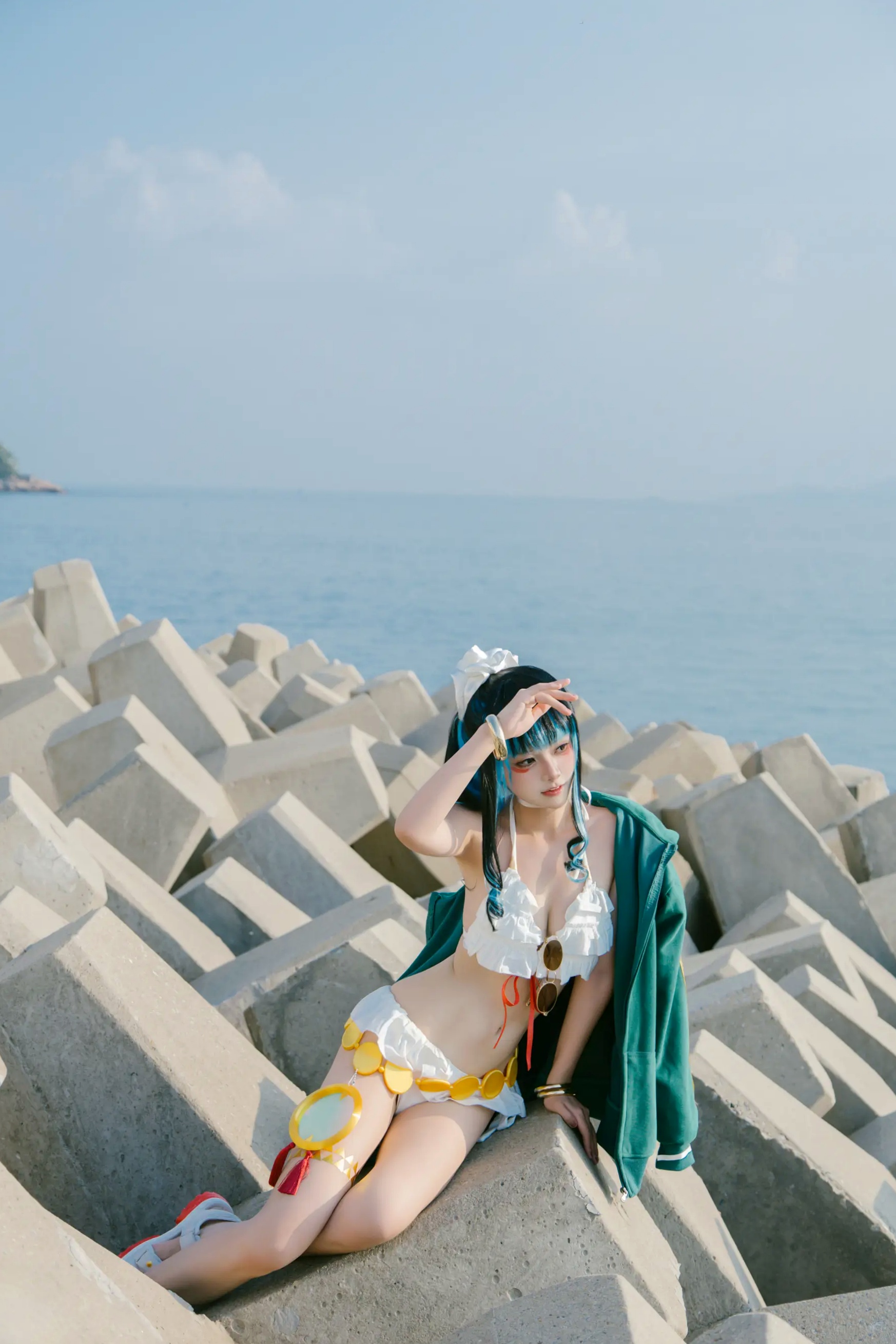 Shiina - 特拉洛克 一破 [32P] 户外沙滩比基尼COS写真