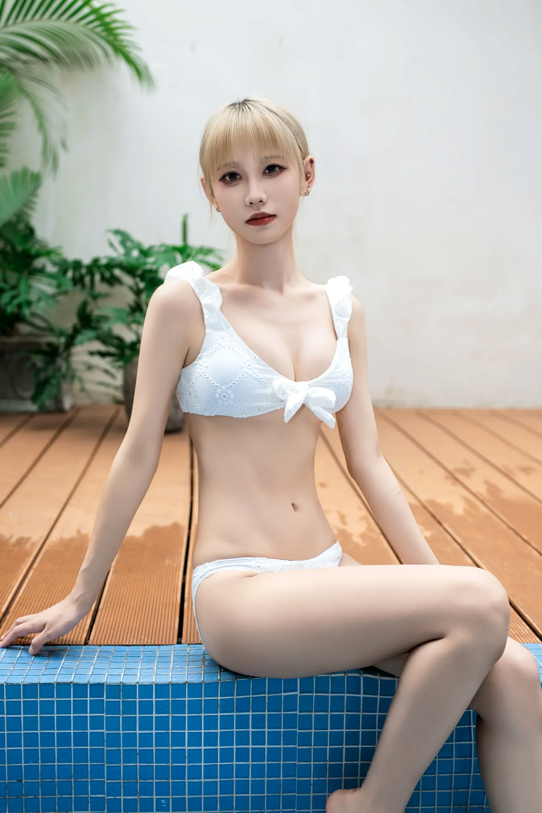 [YITUYU] 2026.04.28 夏天来了的味道 蓝莓 [22P]