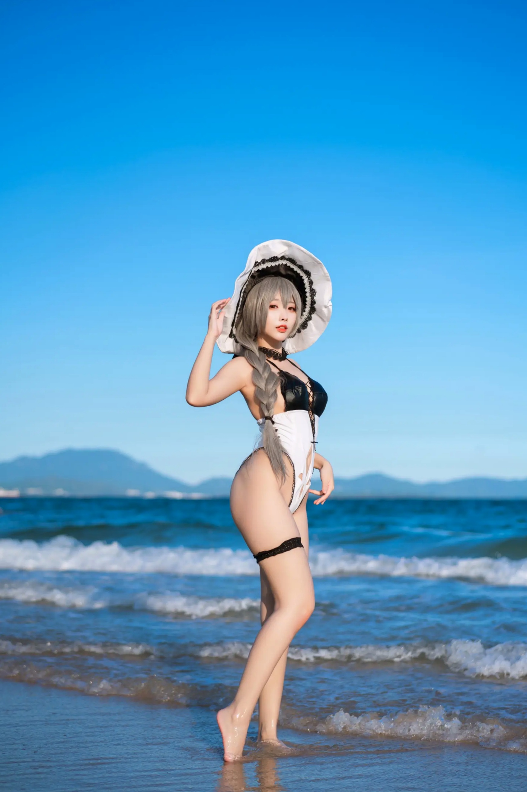 宫本桜 - 路易九世泳装比基尼海边沙滩湿身角色扮演写真 [47P]
