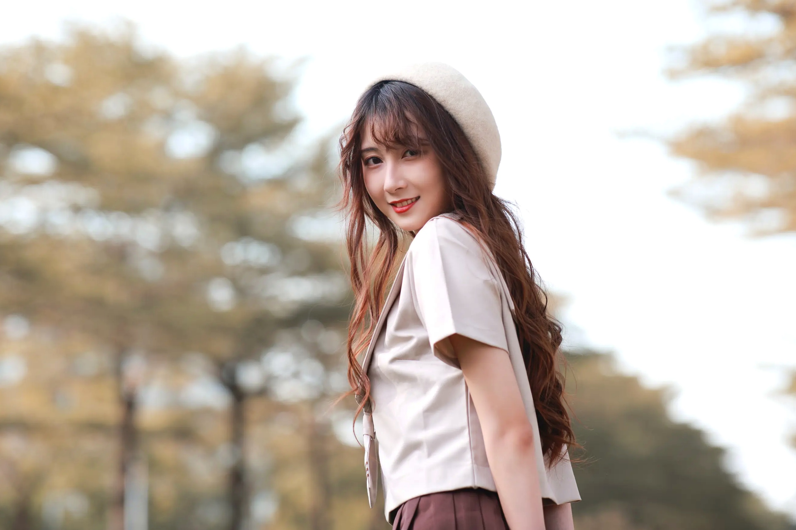 [YITUYU] 2022.04.02 时光漫步 美玲 户外文艺校服清纯治愈系写真 [42P]
