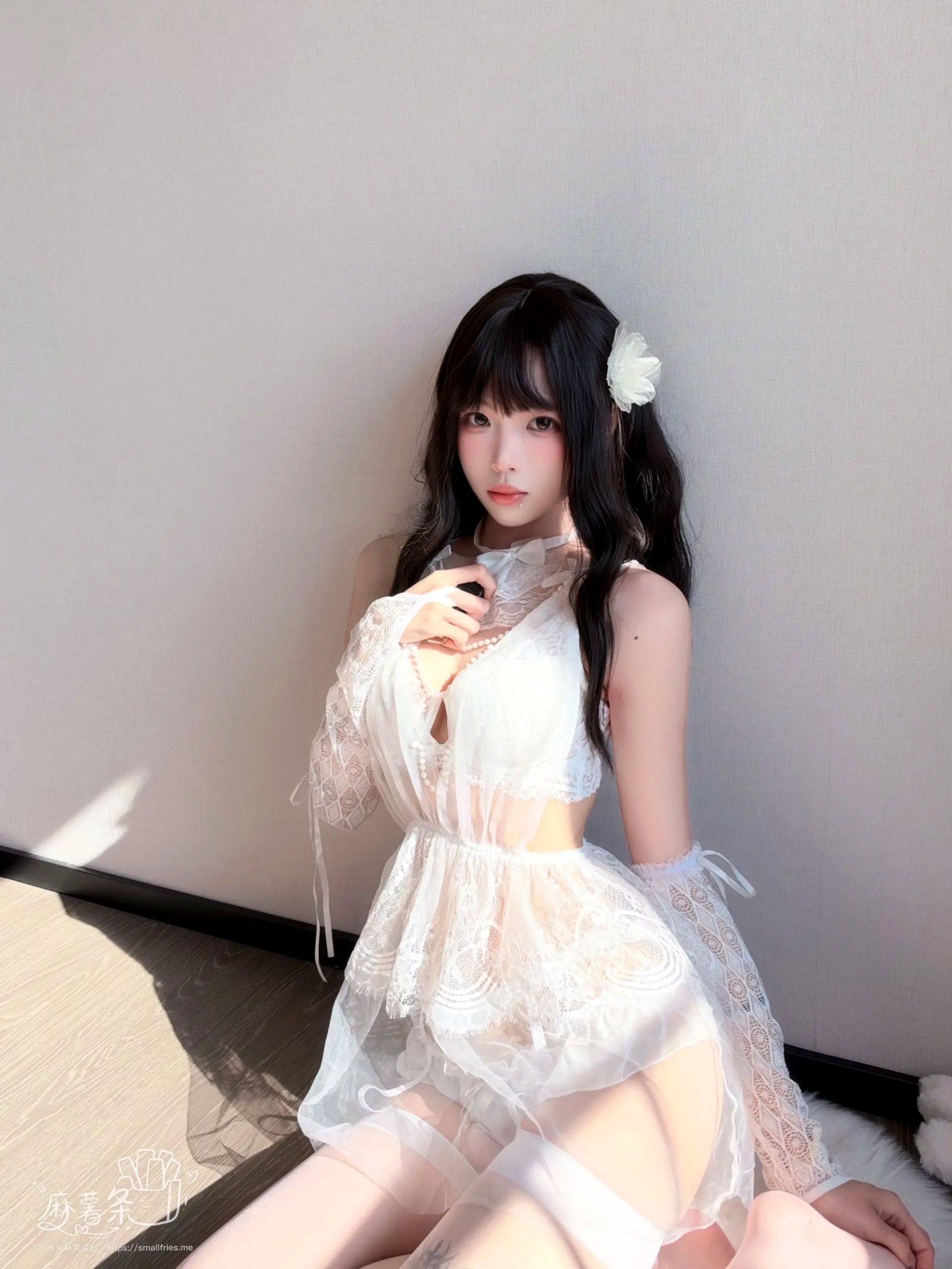 麻薯好吃 - 新婚珍珠 白色蕾丝内衣私房美图 [64P]