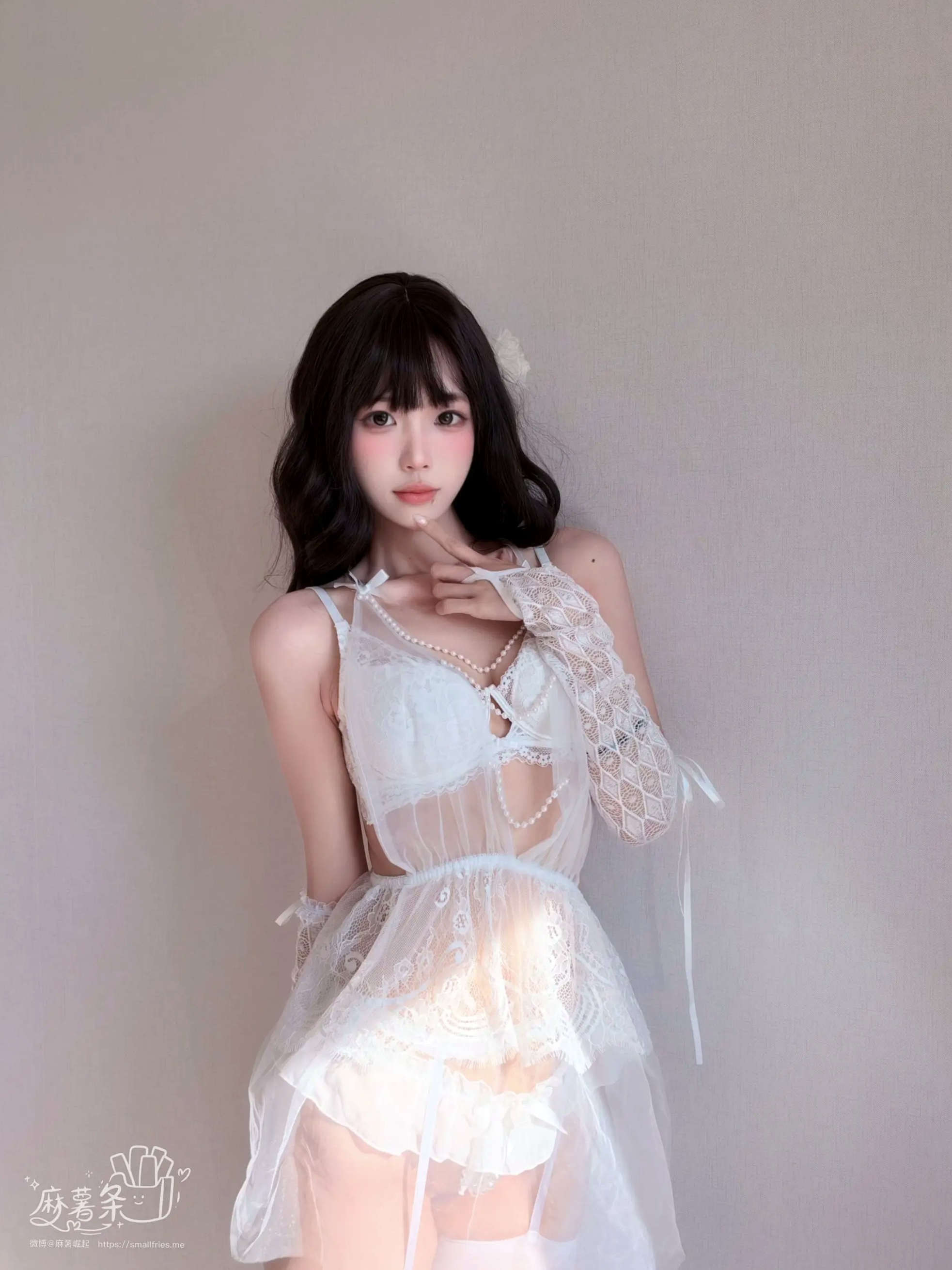 麻薯好吃 - 新婚珍珠 白色蕾丝内衣私房美图 [64P]