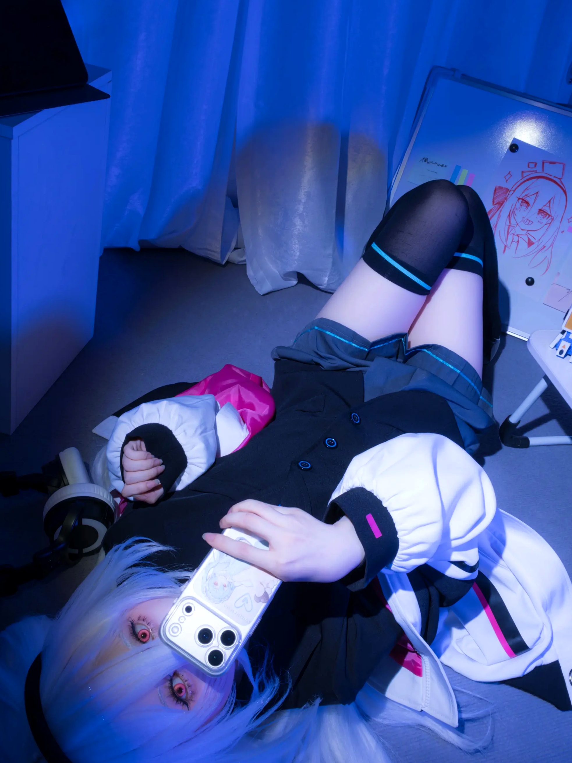 染三ran3(Reng) - 蔚蓝档案 天童凯伊 室内私房角色扮演黑丝美腿制服写真 [85P]