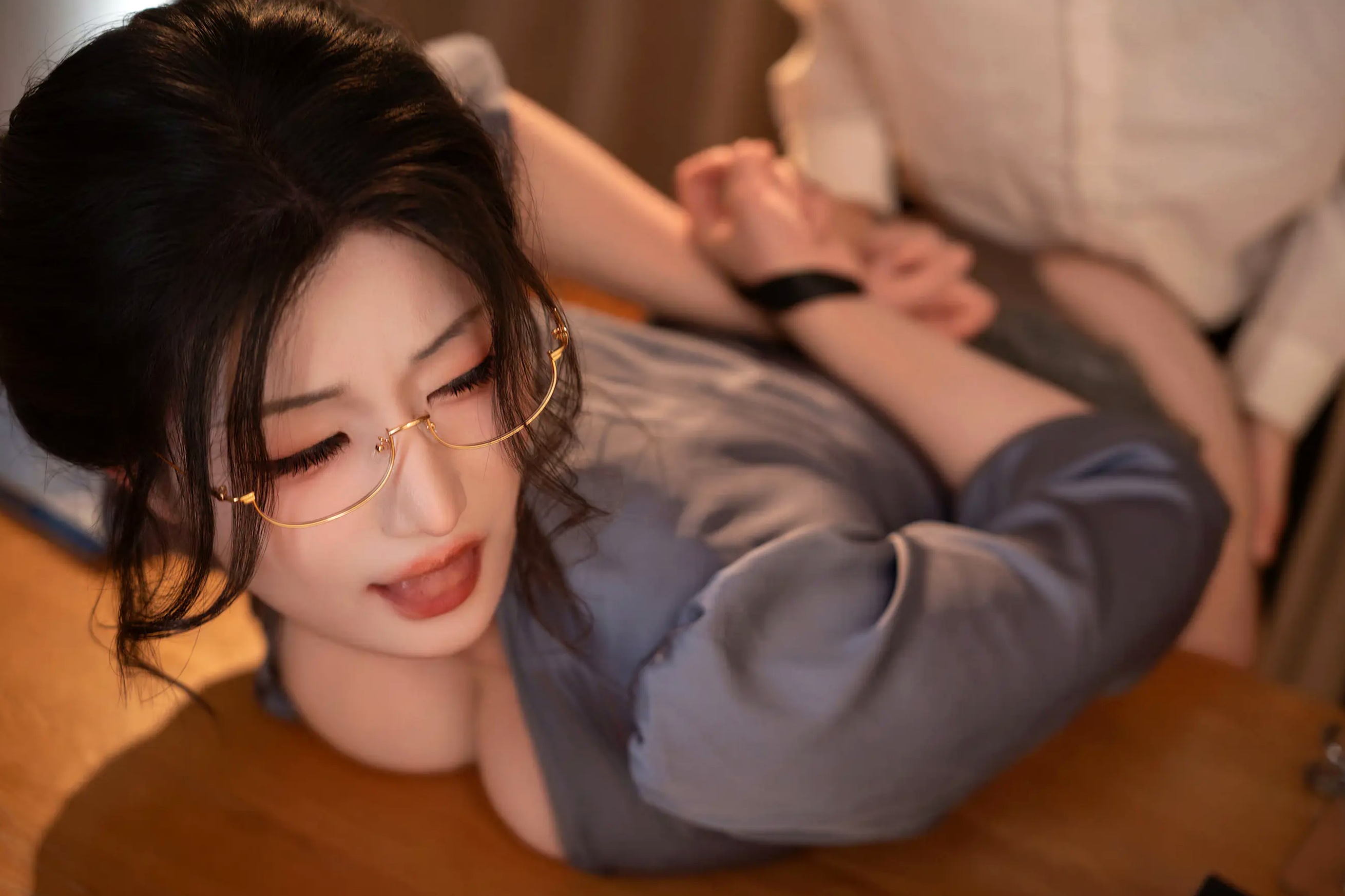 星澜是澜澜叫澜妹呀 - 对女上司的反击 职场角色扮演大尺度性感内衣私房美臀美腿诱惑写真 [111P]