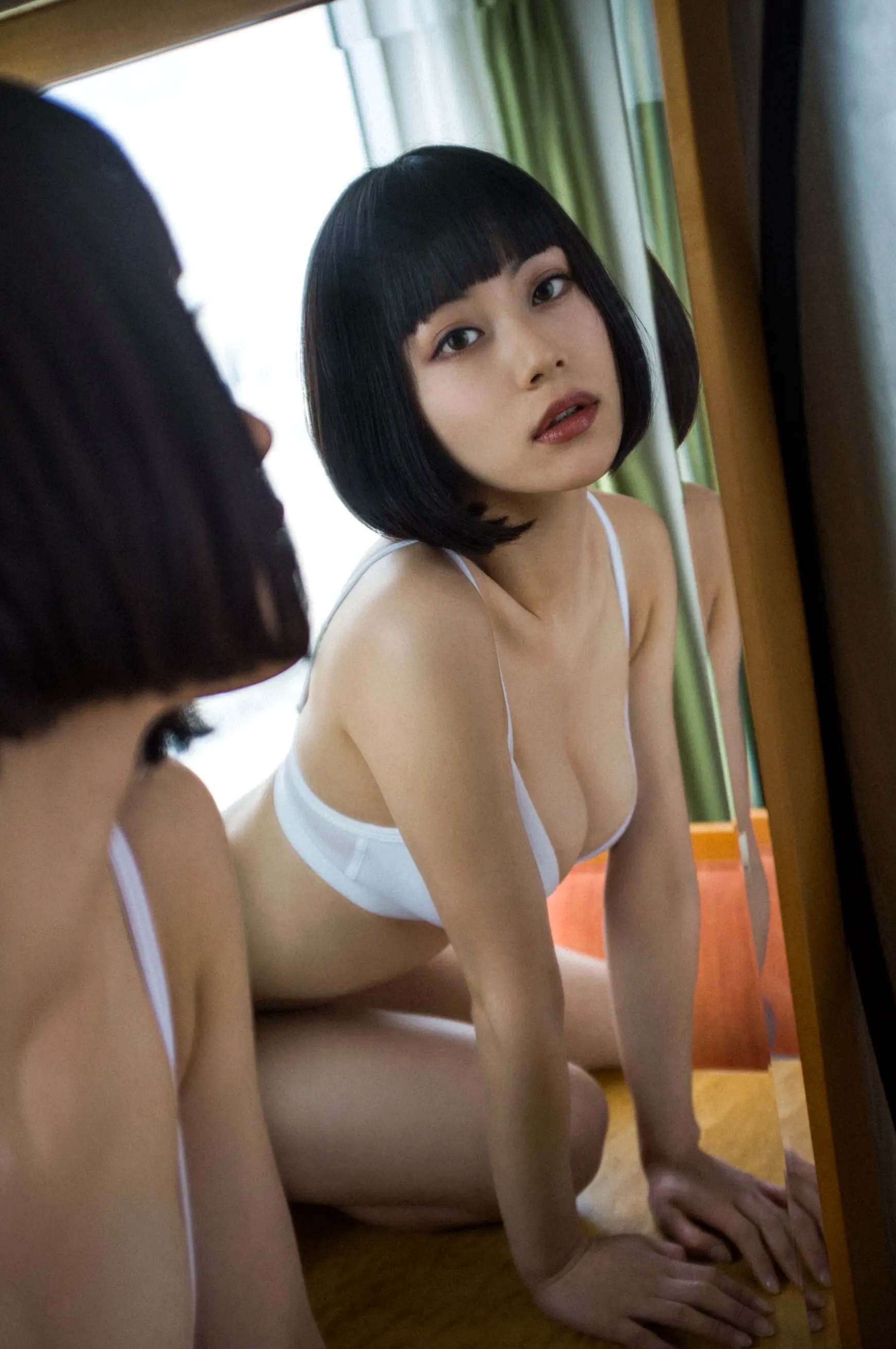 MEI - Vol.2 卧室私房内衣诱惑美女写真 [80P]