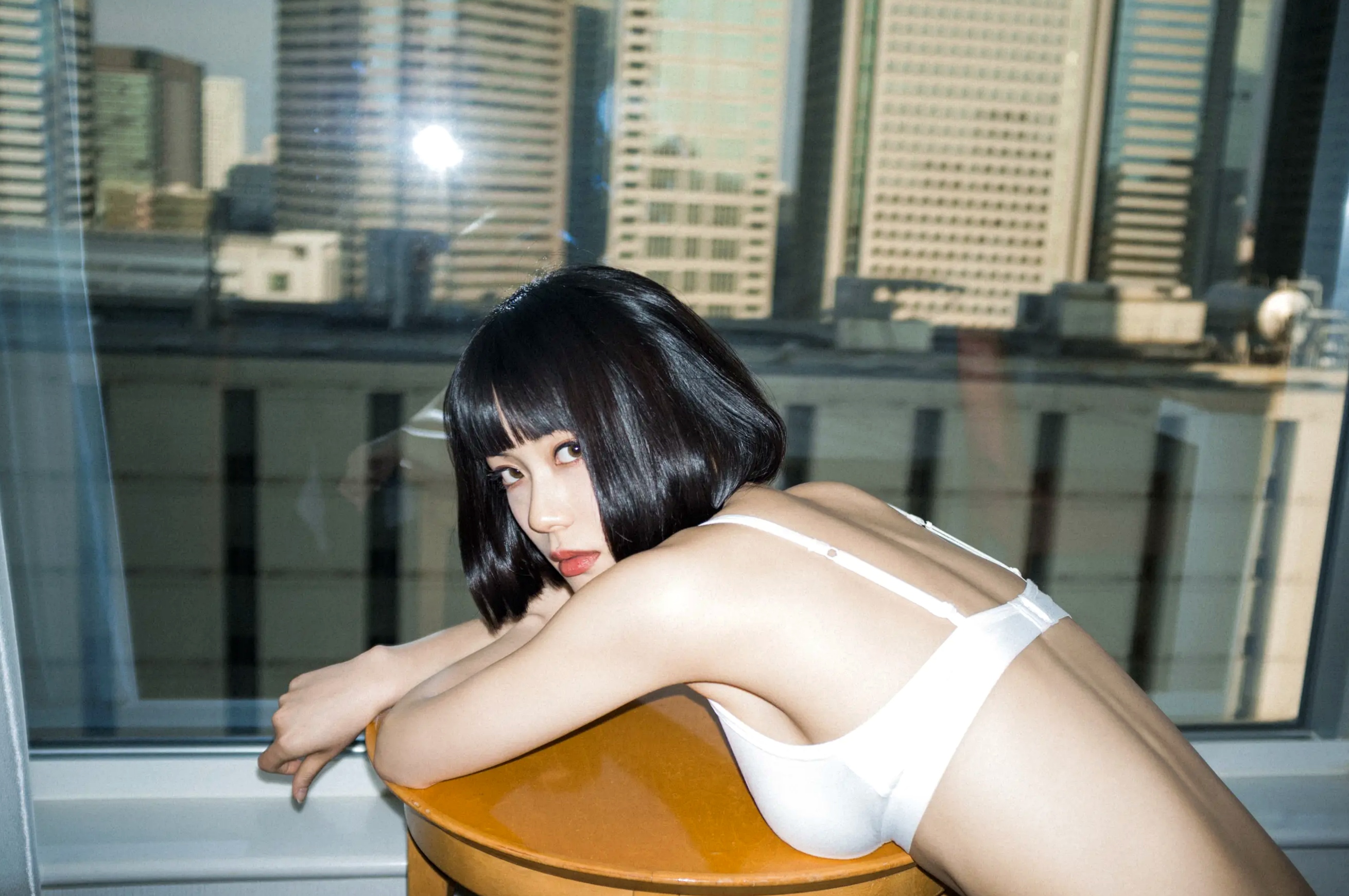 MEI - Vol.2 卧室私房内衣诱惑美女写真 [80P]