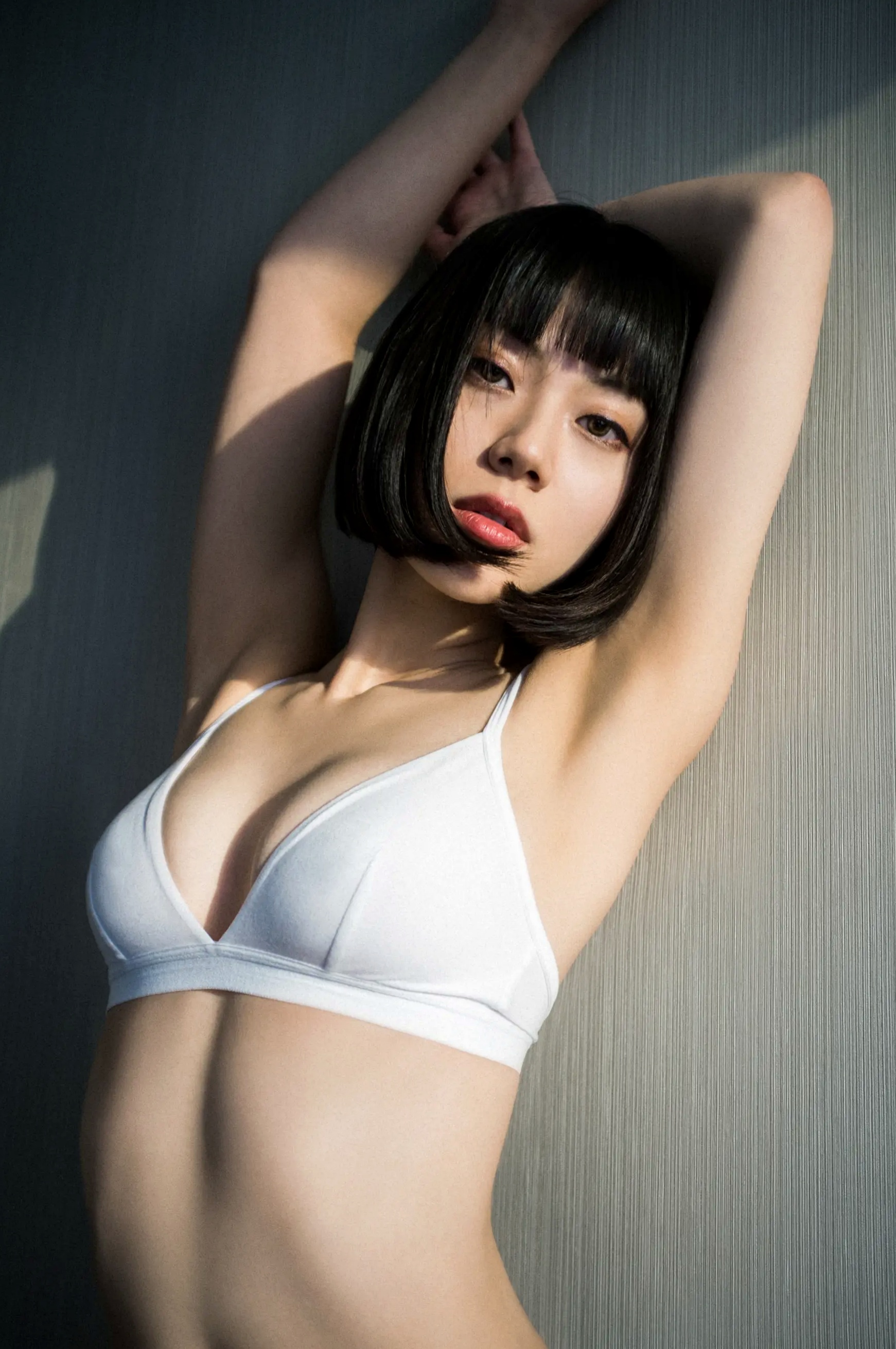 MEI - Vol.2 卧室私房内衣诱惑美女写真 [80P]