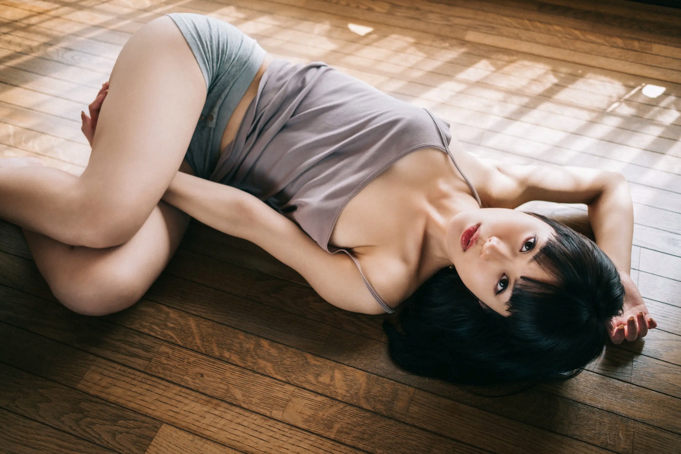 MEI - Vol.2 卧室私房内衣诱惑美女写真 [80P]