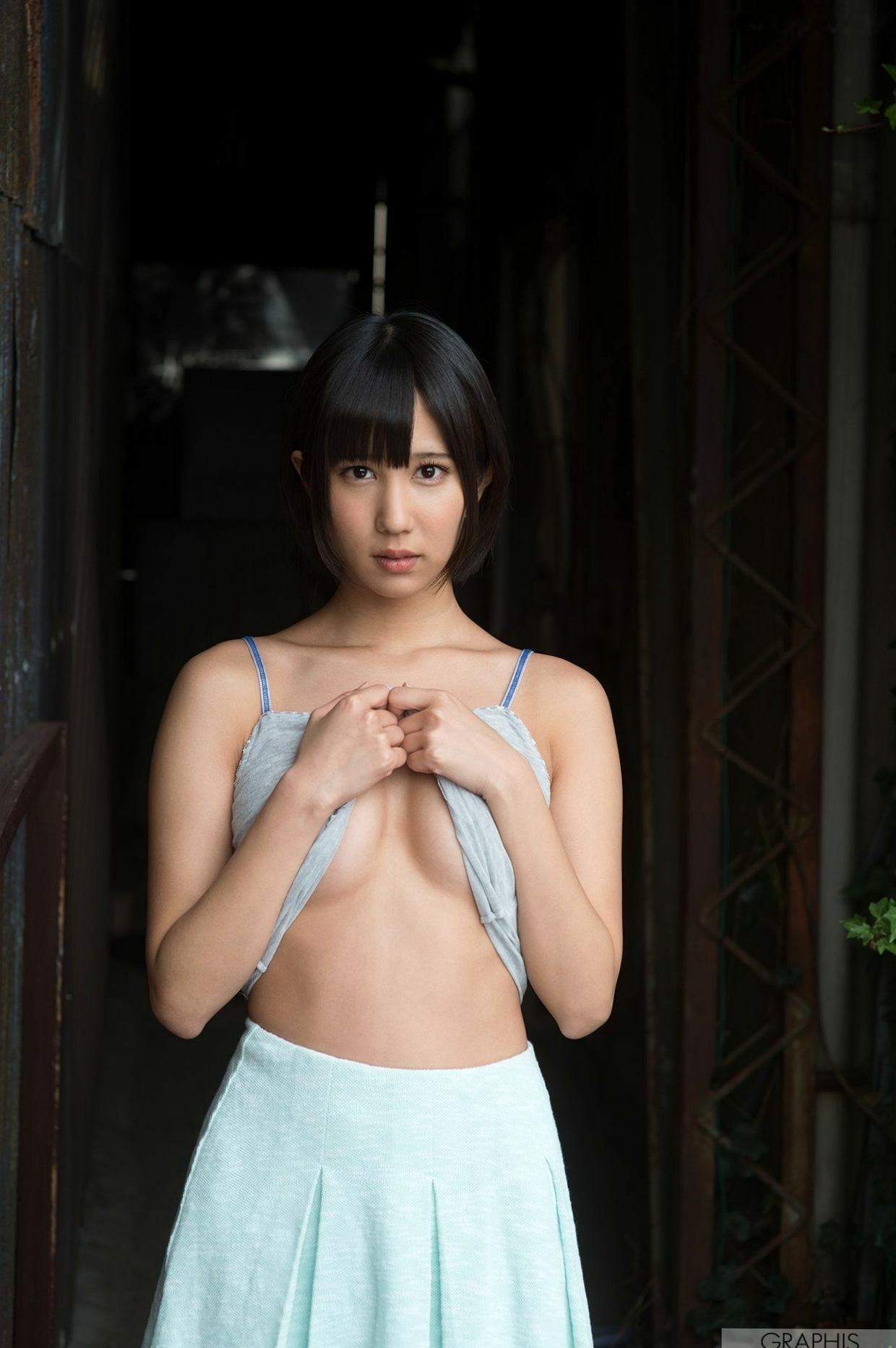 Gallery - Graphis_湊莉久《Golden Curve》女神写真集：冷艳短发模特 - model内衣私房美图日本私房照性感冷艳诱惑 凑莉久女神私房照_秀色女神 - image 6