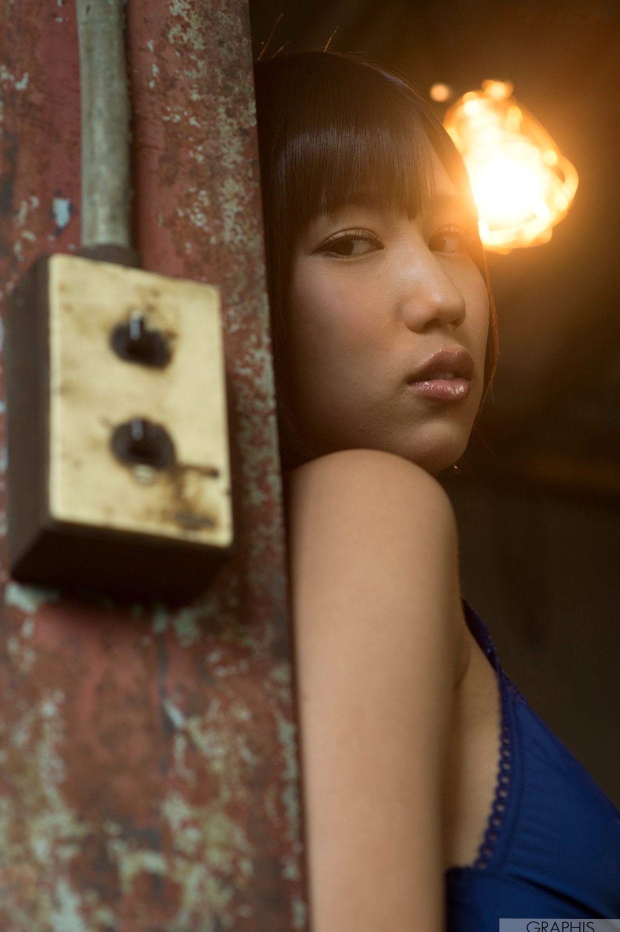 Gallery - Graphis_湊莉久《Golden Curve》女神写真集：冷艳短发模特 - model内衣私房美图日本私房照性感冷艳诱惑 凑莉久女神私房照_秀色女神 - image 18