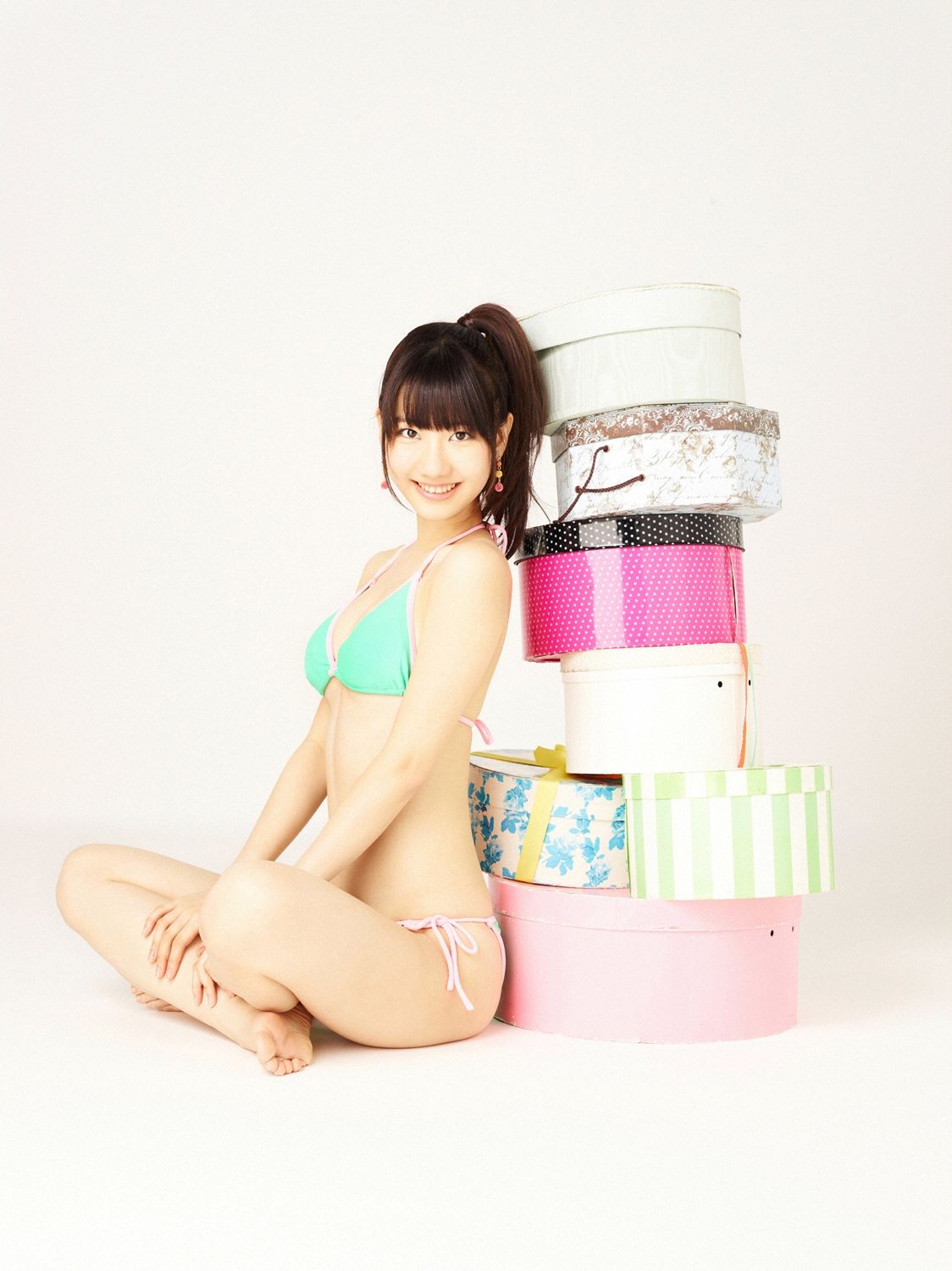 柏木由纪(Kashiwagi Yuki)《プレゼント》[YS Web]高清写真图Vol.508