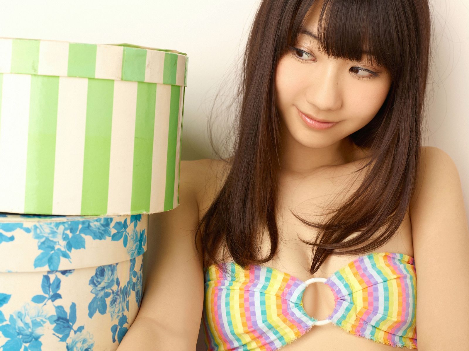 柏木由纪(Kashiwagi Yuki)《プレゼント》[YS Web]高清写真图Vol.508