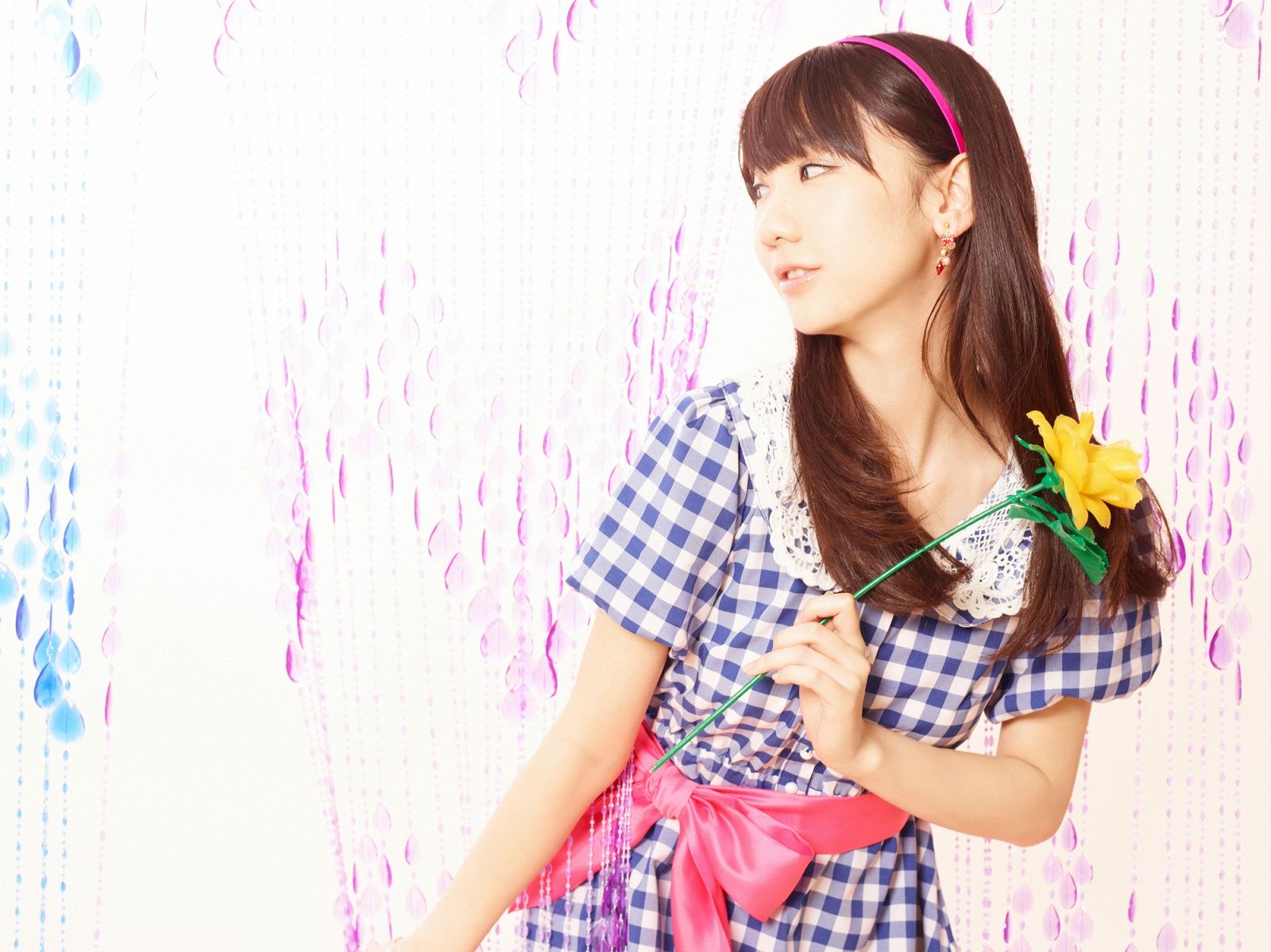 柏木由纪(Kashiwagi Yuki)《プレゼント》[YS Web]高清写真图Vol.508