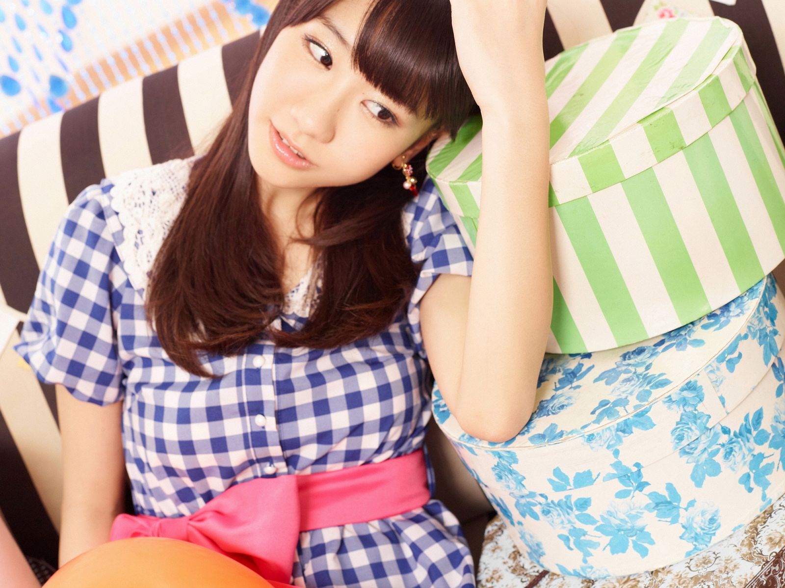柏木由纪(Kashiwagi Yuki)《プレゼント》[YS Web]高清写真图Vol.508