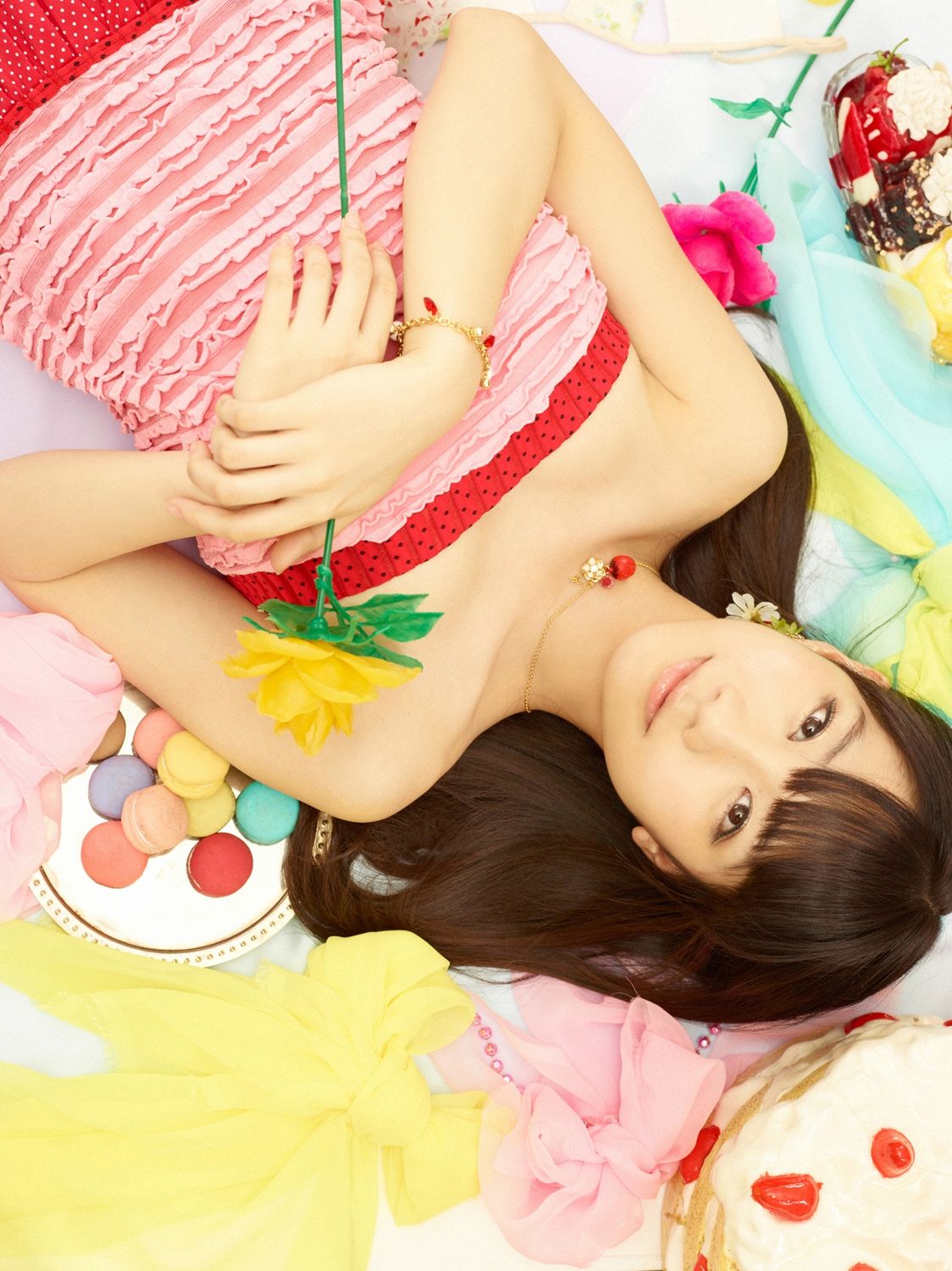 柏木由纪(Kashiwagi Yuki)《プレゼント》[YS Web]高清写真图Vol.508
