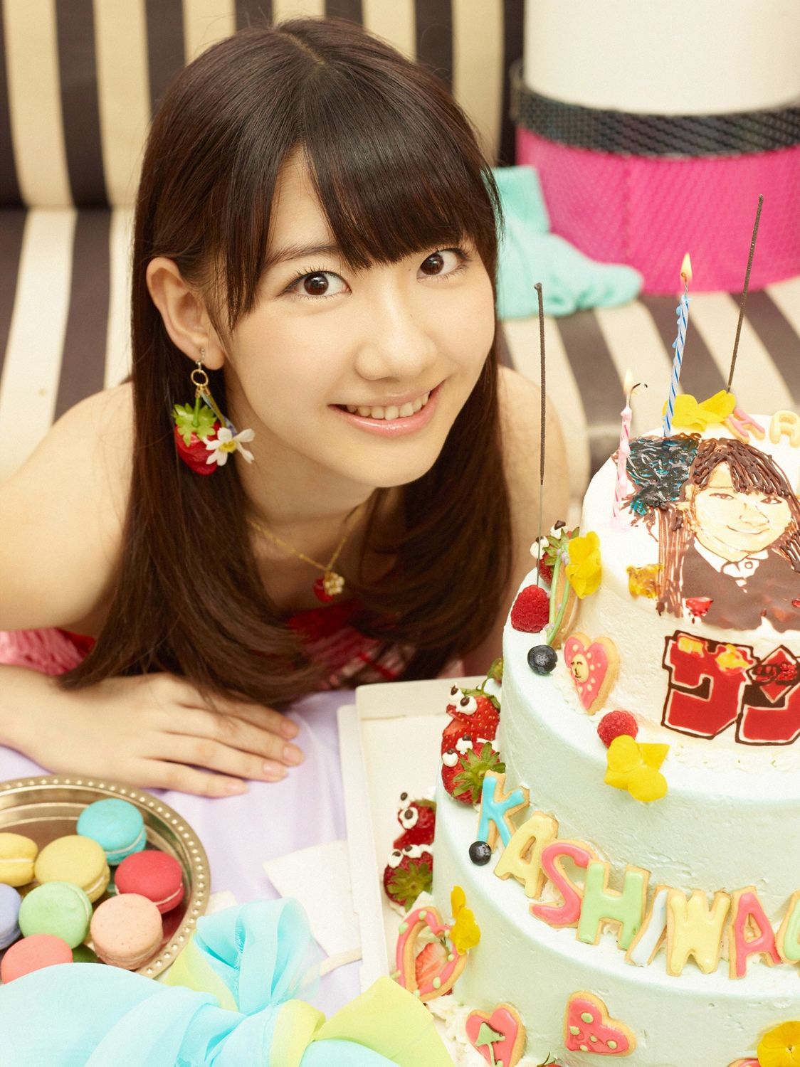 柏木由纪(Kashiwagi Yuki)《プレゼント》[YS Web]高清写真图Vol.508