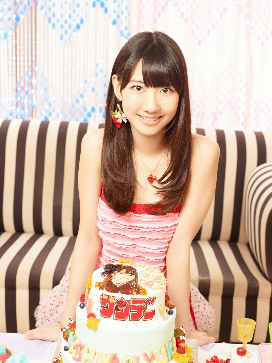 柏木由纪(Kashiwagi Yuki)《プレゼント》[YS Web]高清写真图Vol.508