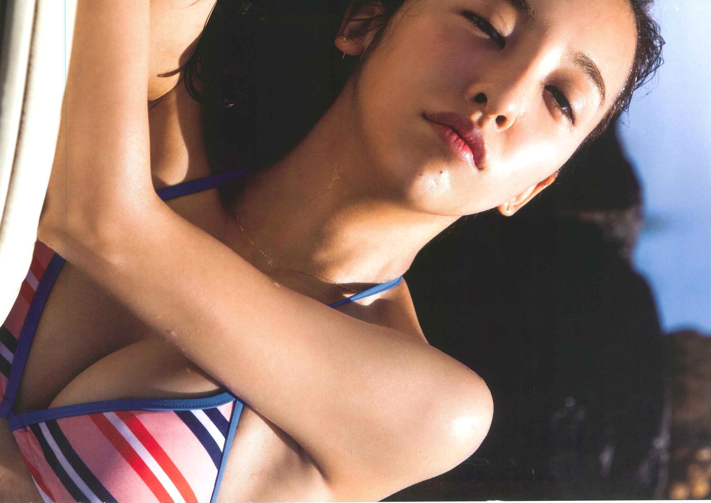 Gallery - PB写真集_板野友美《release》_夏日海边度假风格写真_阳光下的湿身诱惑与清纯魅力日本比基尼湿身清新治愈系 板野友美女神私房照_秀色女神 - image 74