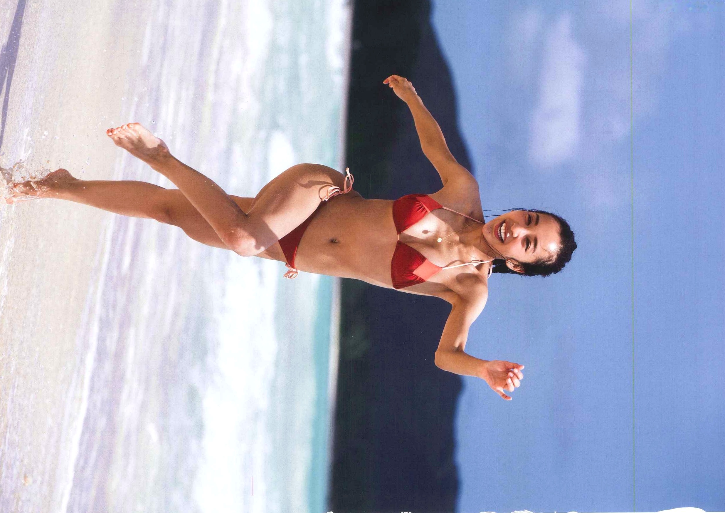 Gallery - PB写真集_板野友美《release》_夏日海边度假风格写真_阳光下的湿身诱惑与清纯魅力日本比基尼湿身清新治愈系 板野友美女神私房照_秀色女神 - image 103