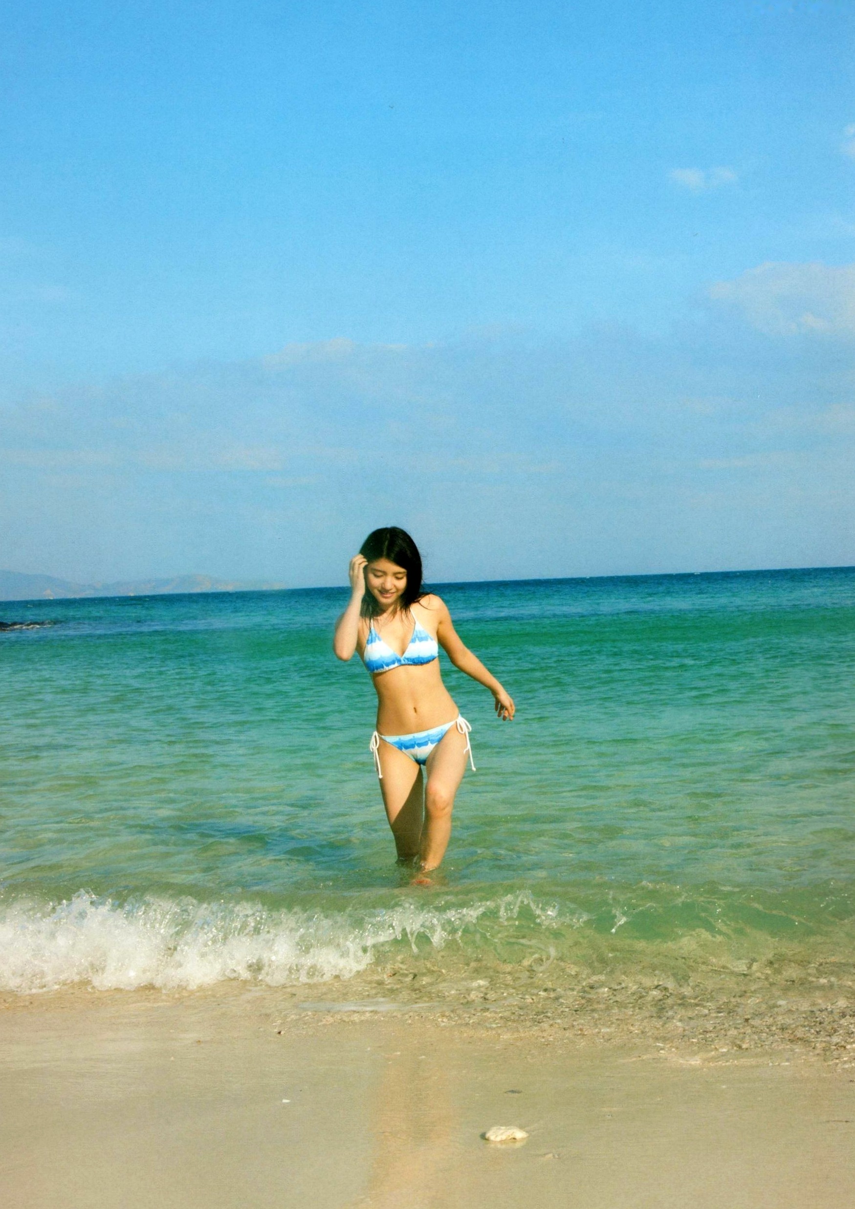 Gallery - 川岛海荷《Umikaze》精选辑：清纯校园制服、唯美海滩度假与治愈系生活瞬间，极致展现少女自然魅力清纯治愈系日本清新制服气质 川岛海荷女神私房照_秀色女神 - image 21