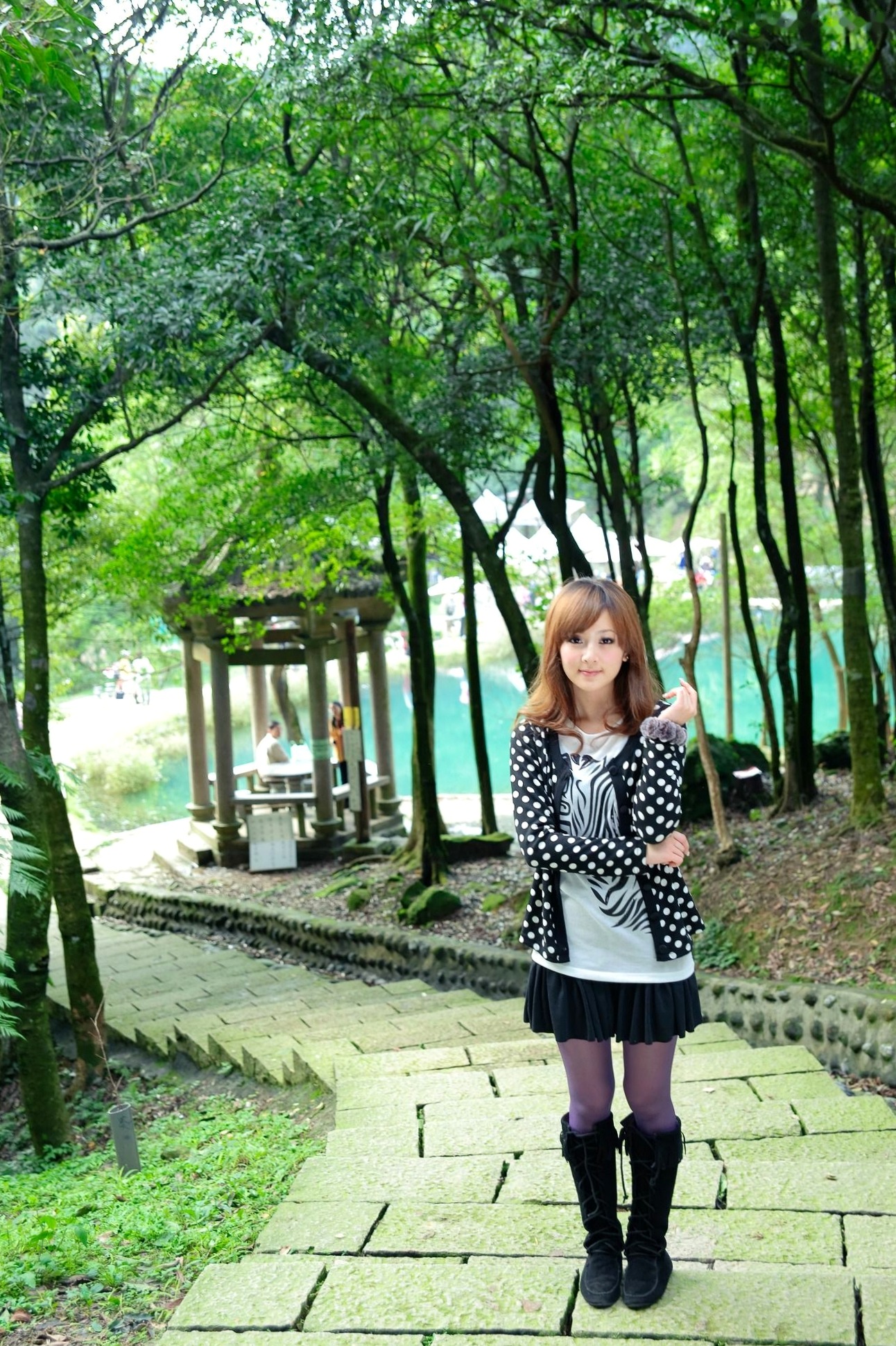 Gallery - 台湾女神果子MM新山梦湖户外写真：气质清新甜美，治愈系人像摄影作品台湾户外清新治愈系清纯 高桥南女神私房照_秀色女神 - image 2