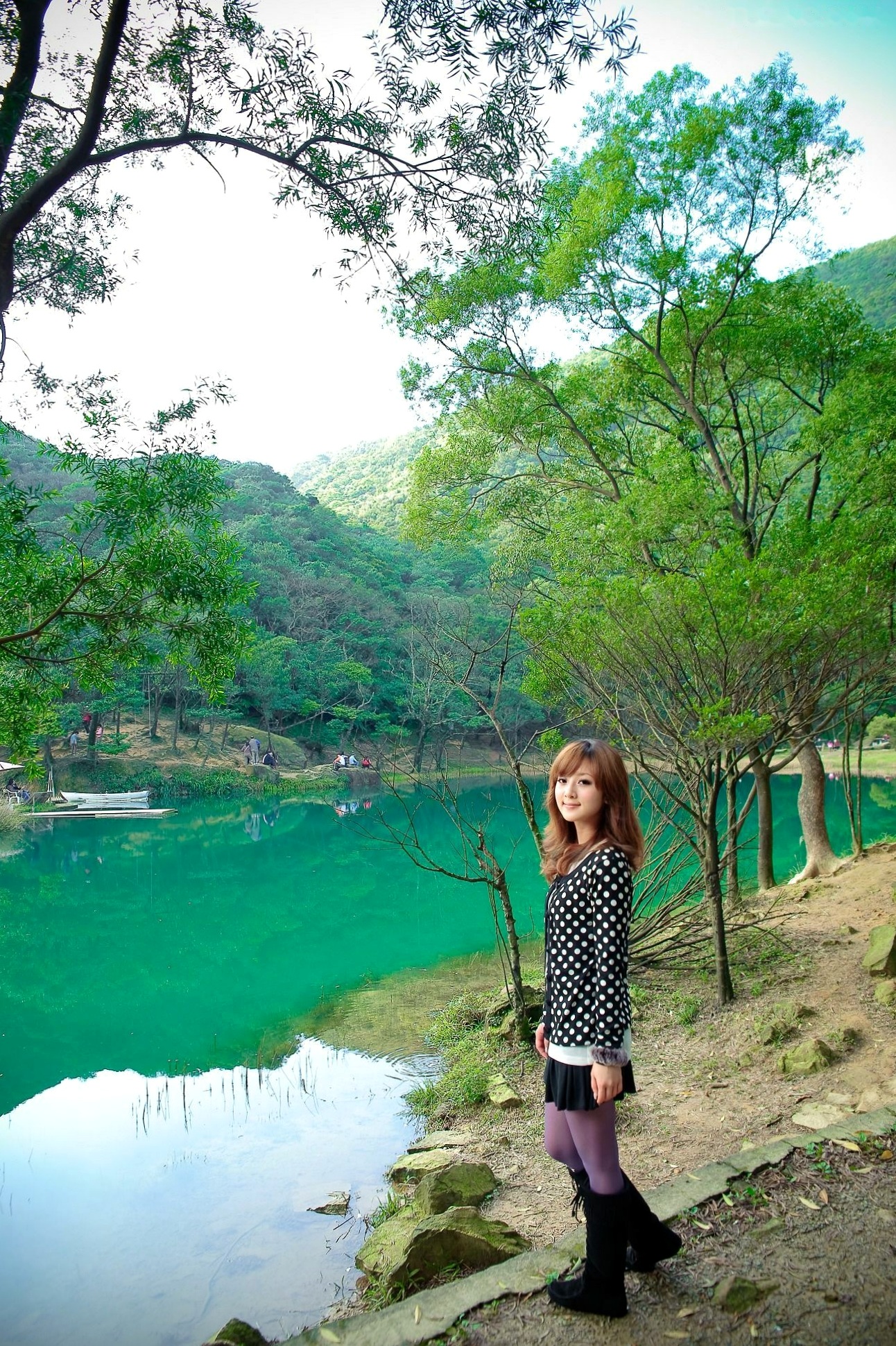 Gallery - 台湾女神果子MM新山梦湖户外写真：气质清新甜美，治愈系人像摄影作品台湾户外清新治愈系清纯 高桥南女神私房照_秀色女神 - image 4