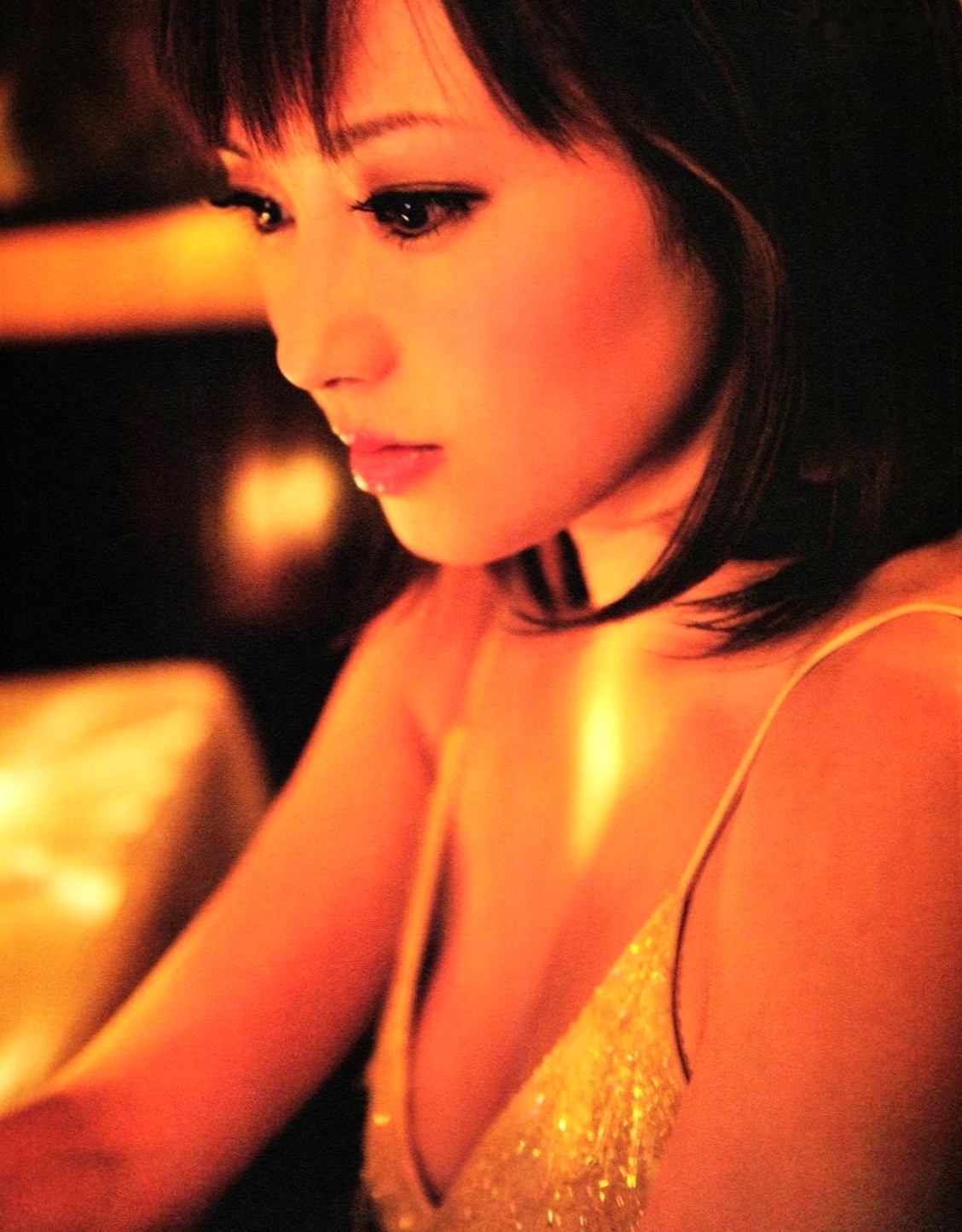 Gallery - 安倍夏美《Subway》写真集：优雅气质女神居家私服与街拍魅力大赏日本气质治愈系私房照 安倍夏美女神私房照_秀色女神 - image 39