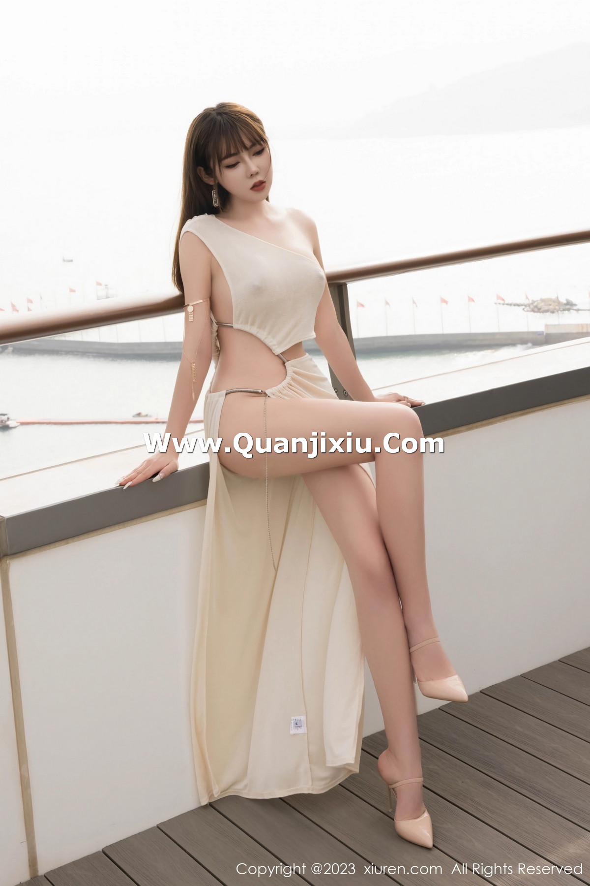 [XiuRen]高清写真图 2023.10.08 No.7472 萌汉药baby 长裙美臀