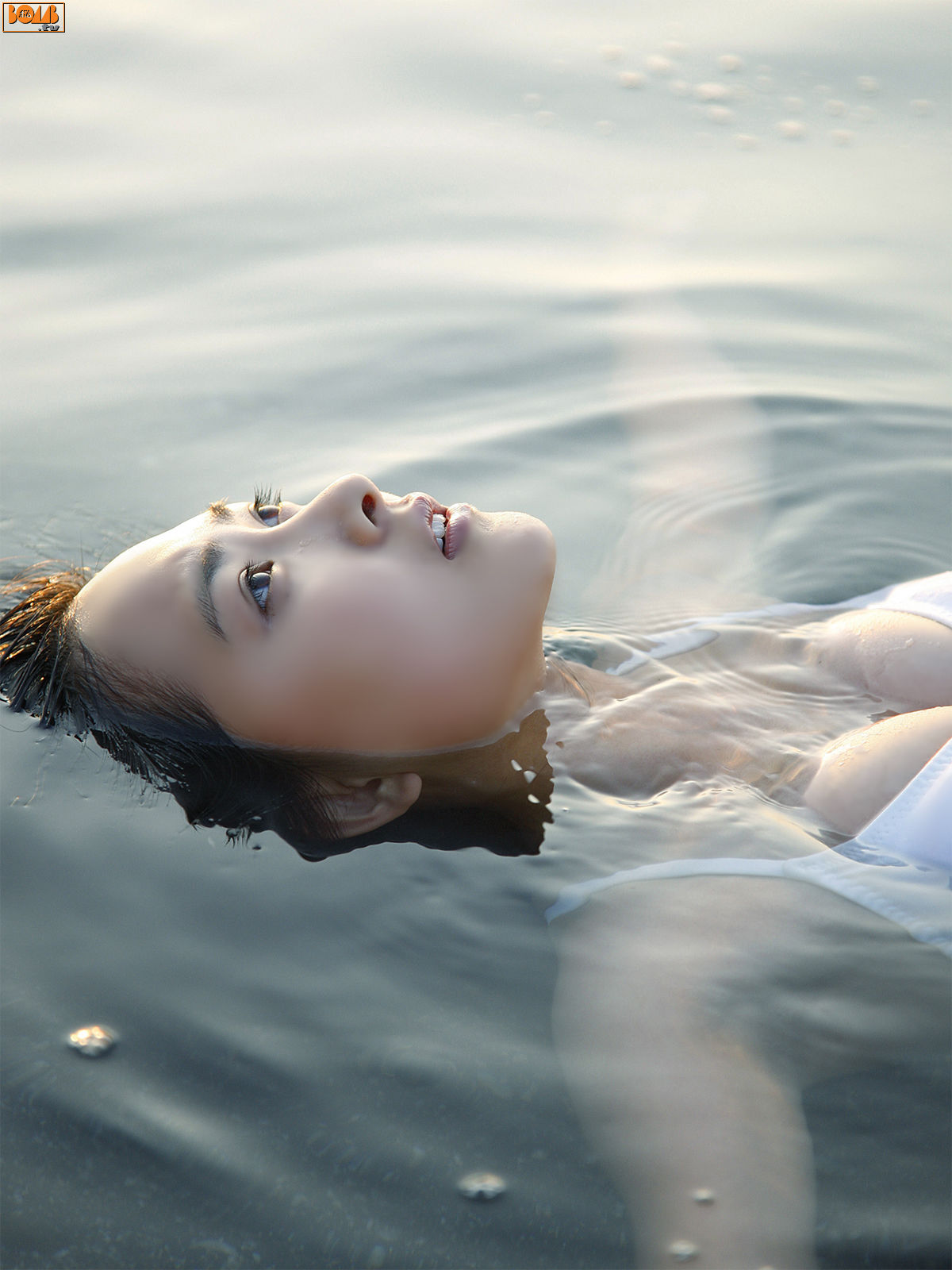谷村美月-[Bomb.TV]高清写真图套图写真图集2008-10