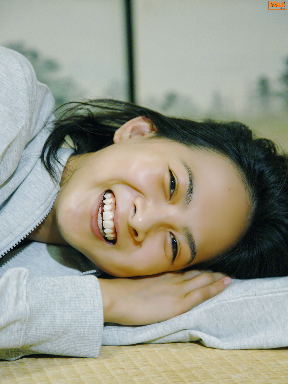 谷村美月-[Bomb.TV]高清写真图套图写真图集2008-10