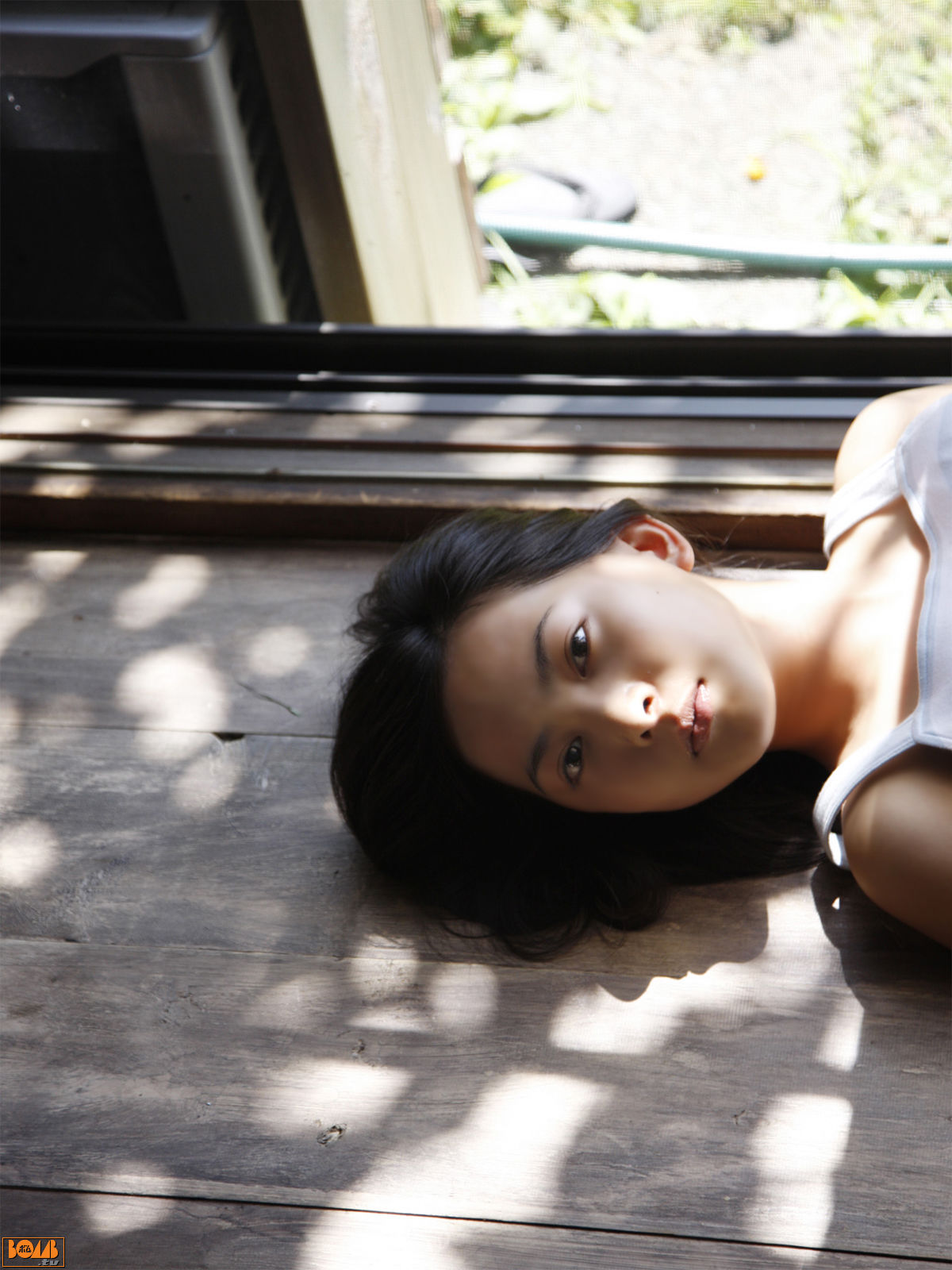 谷村美月-[Bomb.TV]高清写真图套图写真图集2009-01