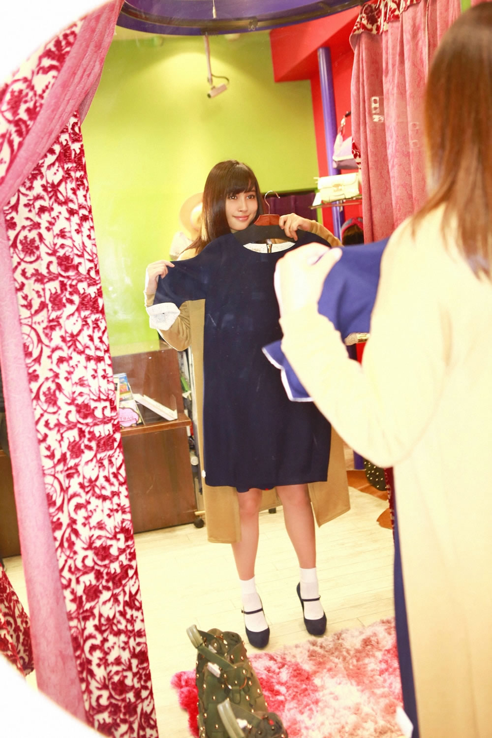 広瀬アリス [YS-Web]高清写真图vol.679 ヒロインとパーティー!