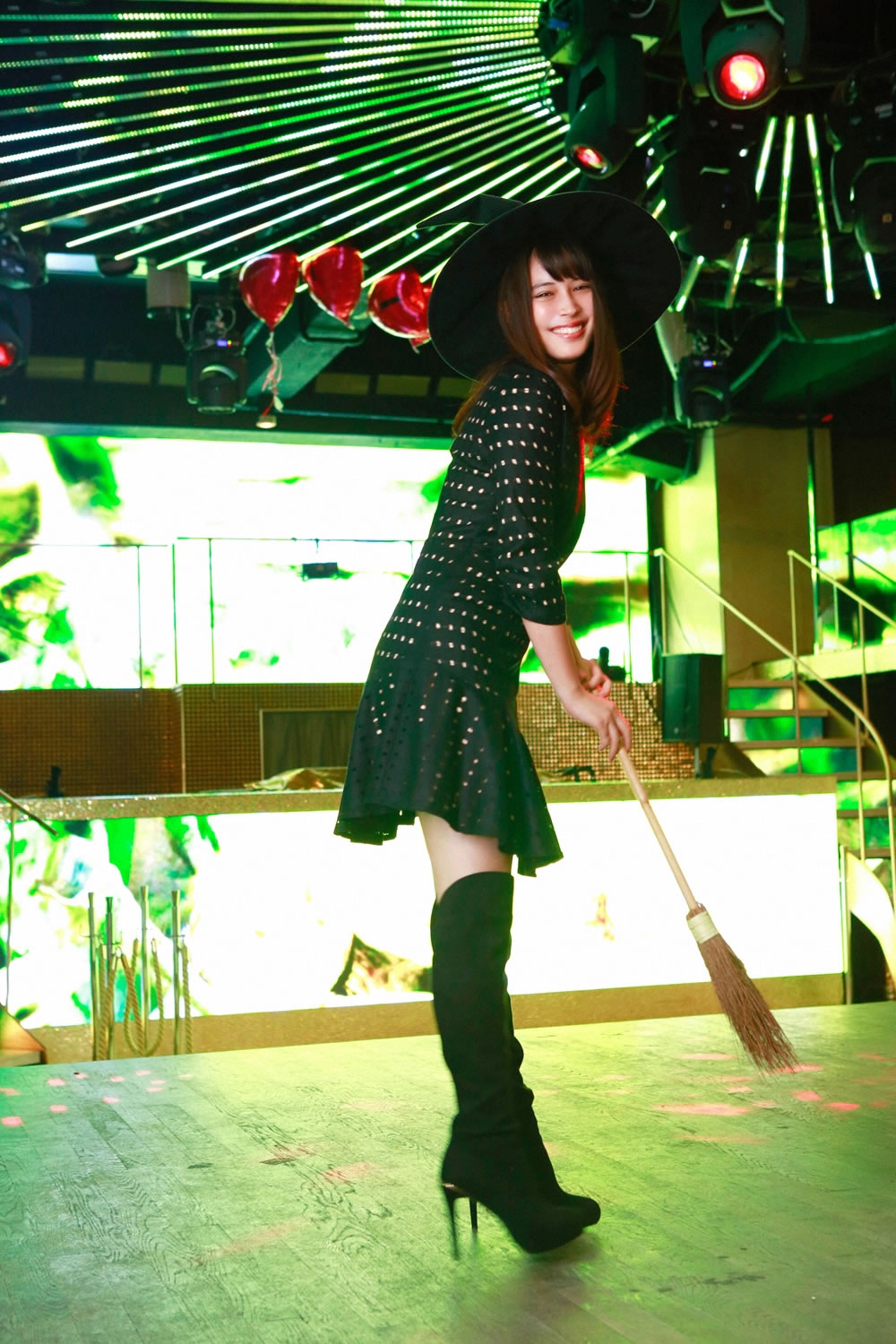 広瀬アリス [YS-Web]高清写真图vol.679 ヒロインとパーティー!