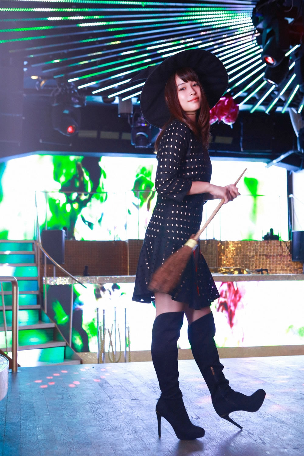 広瀬アリス [YS-Web]高清写真图vol.679 ヒロインとパーティー!