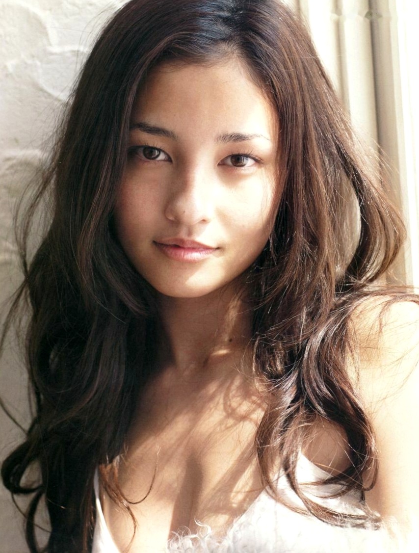 Gallery - PB写真集_黑木明纱 Meisa Kuroki 《LOVE MEISA》高清精选：自然流露的冷艳与小麦色性感魅力写真日本冷艳小麦色气质女神 黑木明纱女神私房照_秀色女神 - image 10