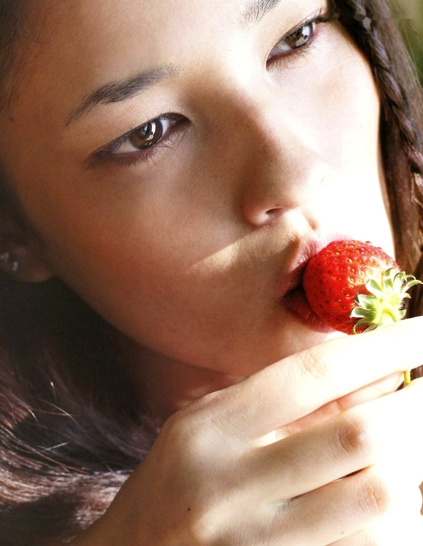 Gallery - PB写真集_黑木明纱 Meisa Kuroki 《LOVE MEISA》高清精选：自然流露的冷艳与小麦色性感魅力写真日本冷艳小麦色气质女神 黑木明纱女神私房照_秀色女神 - image 55
