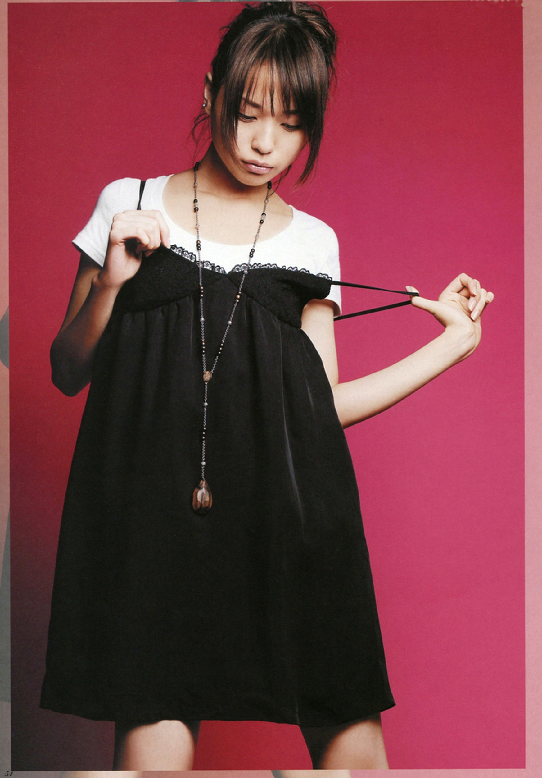 Gallery - 户田惠梨香《ERIKA × CECIL McBEE Vivace》时尚私服与清纯少女感写真大片日本气质清纯 户田惠梨香女神私房照_秀色女神 - image 38